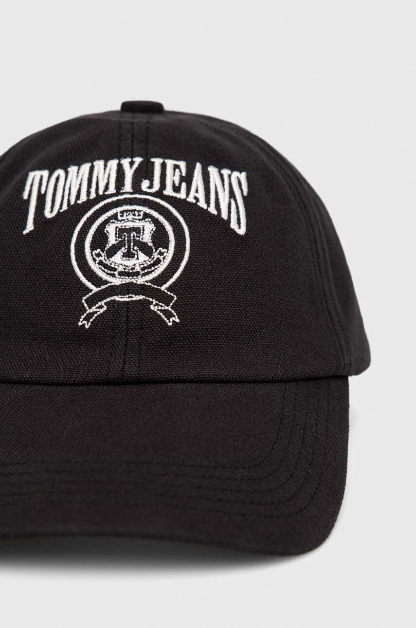 Tommy Jeans Bavlnená šiltovka čierna farba s nášivkou - Pepit.sk