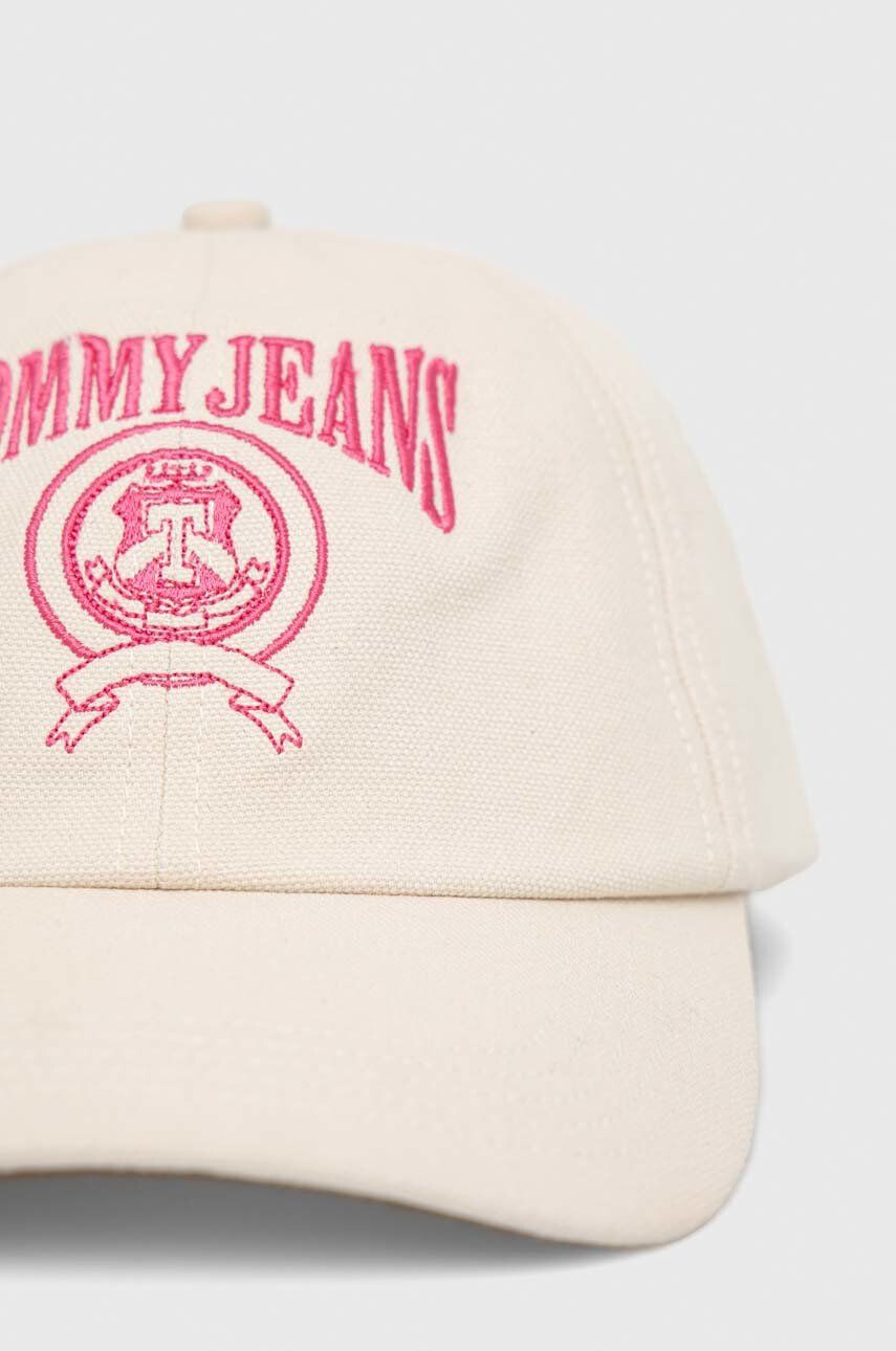 Tommy Jeans Bavlnená šiltovka biela farba s nášivkou - Pepit.sk