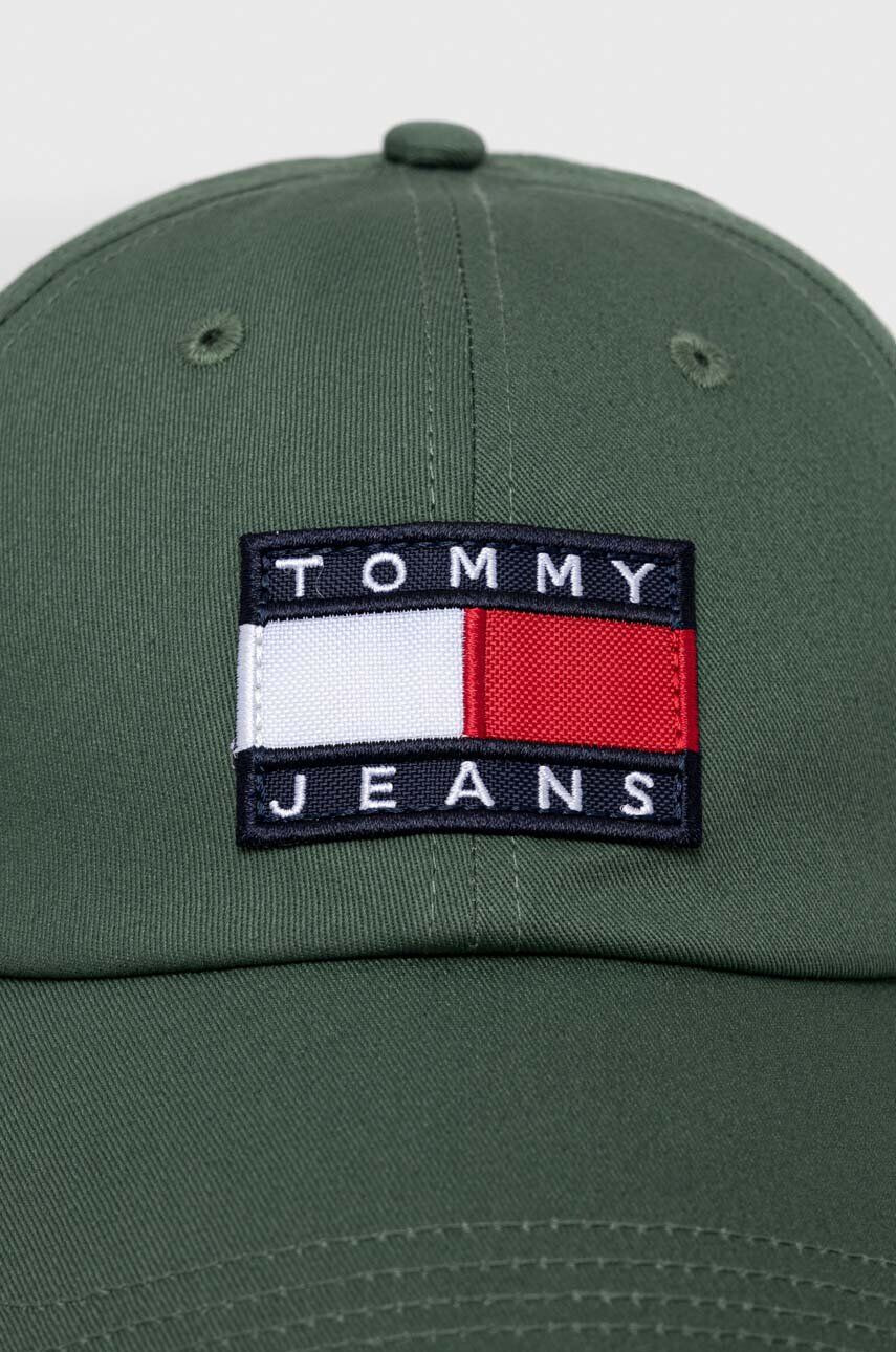 Tommy Jeans Bavlnená šiltovka biela farba s nášivkou - Pepit.sk