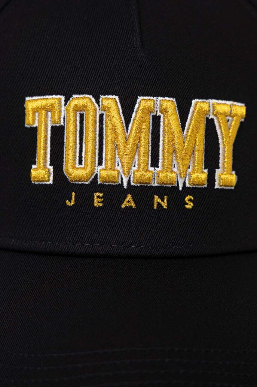 Tommy Jeans Bavlnená šiltovka čierna farba s nášivkou - Pepit.sk