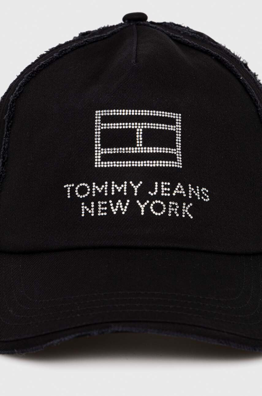 Tommy Jeans Bavlnená šiltovka čierna farba s nášivkou - Pepit.sk