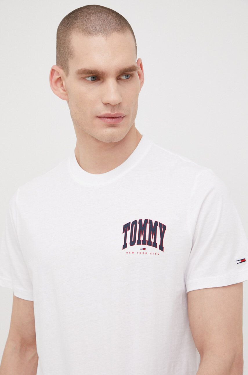 Tommy Jeans Bavlnené tričko biela farba s potlačou - Pepit.sk