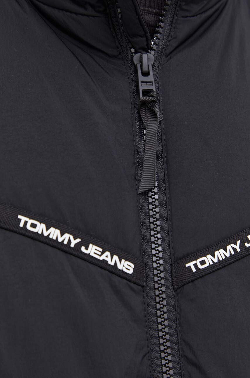 Tommy Jeans Bunda pánska čierna farba zimná - Pepit.sk