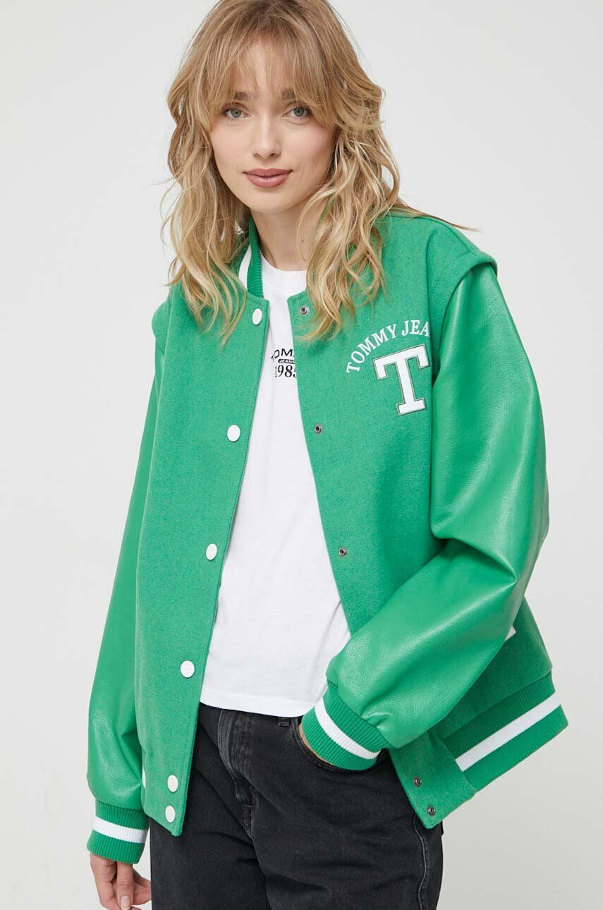 Tommy Jeans Bunda bomber s prímesou vlny čierna farba prechodná - Pepit.sk