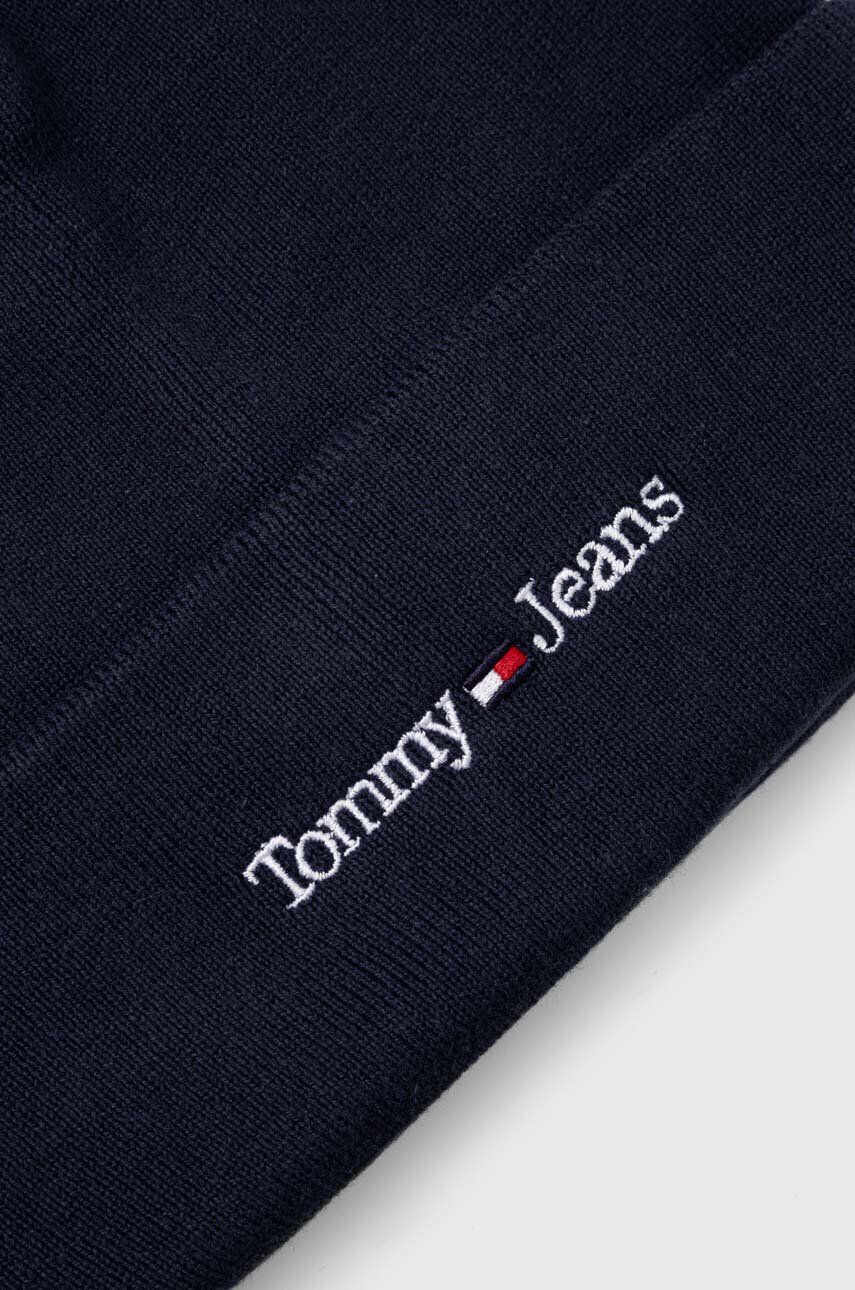 Tommy Jeans Čiapka tmavomodrá farba z hrubej pleteniny - Pepit.sk