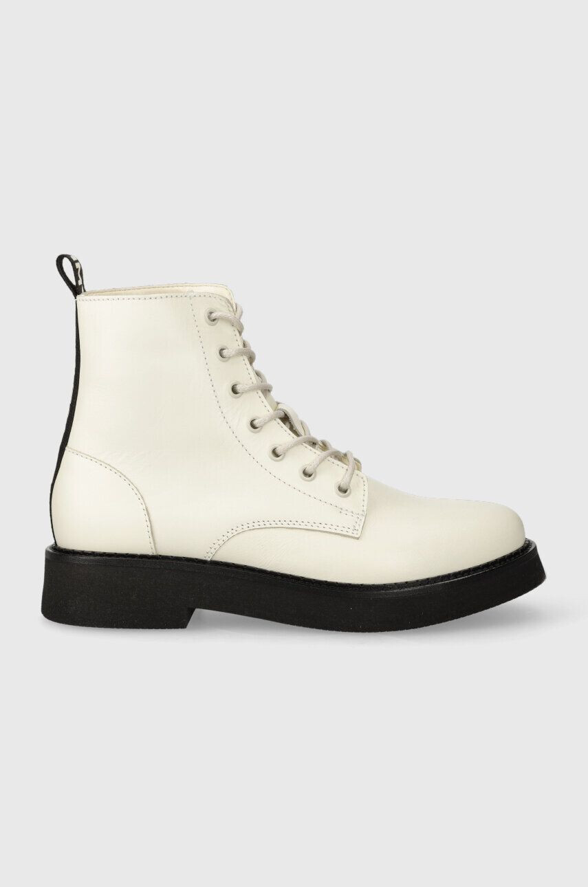 Tommy Jeans Kožené členkové topánky TJW LACE UP FLAT BOOT dámske biela farba na plochom podpätku EN0EN02310 - Pepit.sk