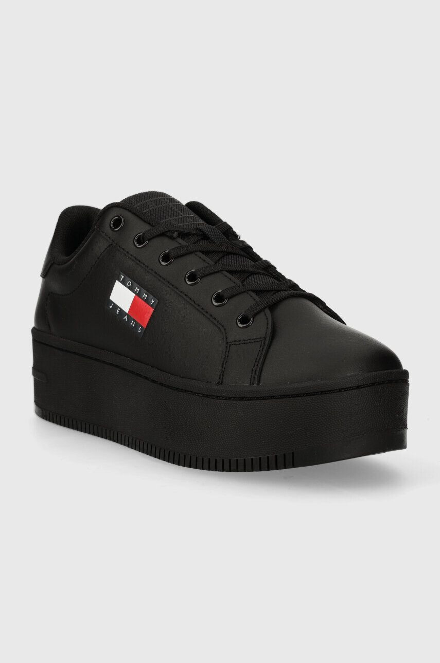 Tommy Jeans Kožené tenisky TJW FLATFORM ESS čierna farba EN0EN02518 - Pepit.sk