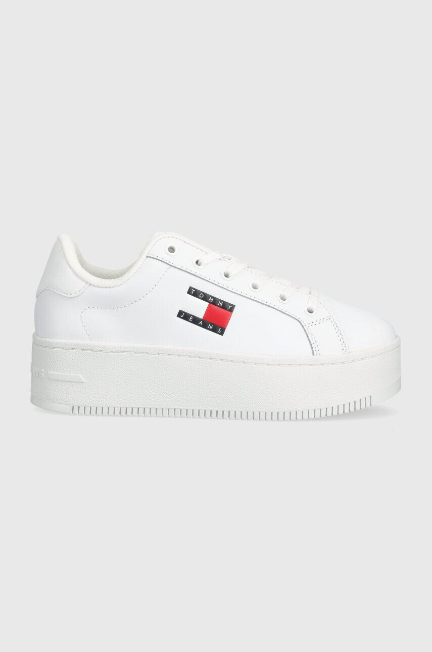 Tommy Jeans Kožené tenisky TJW FLATFORM ESS biela farba EN0EN02518 - Pepit.sk