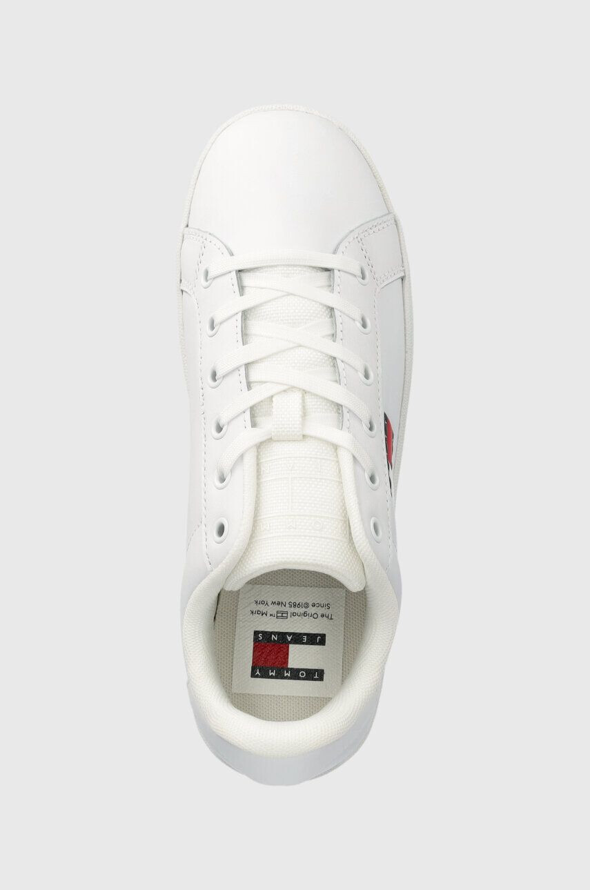 Tommy Jeans Kožené tenisky TJW FLATFORM ESS biela farba EN0EN02518 - Pepit.sk