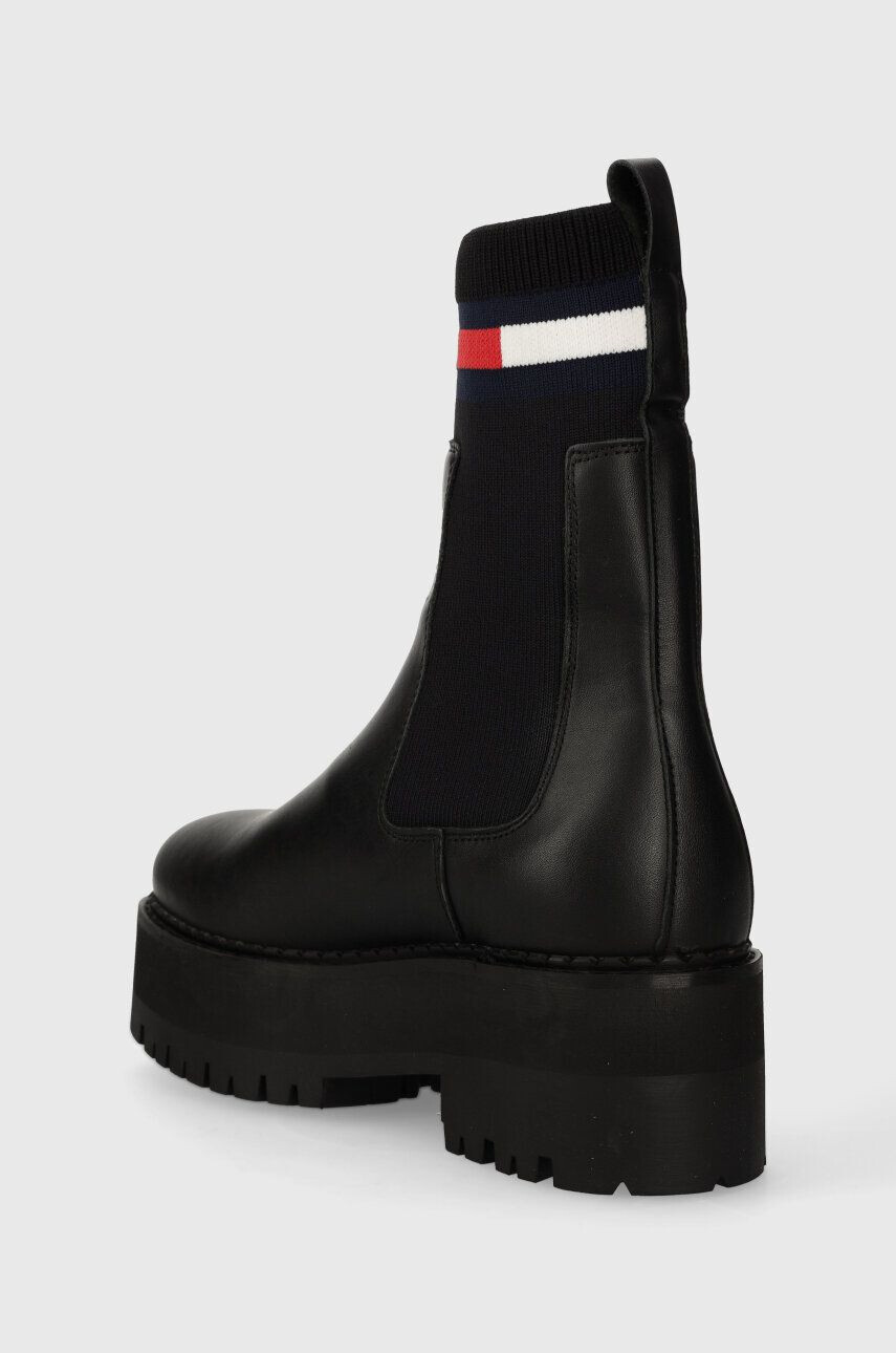 Tommy Jeans Kožené topánky chelsea TJW FLATFORM CHELSEA SOCK dámske čierna farba na plochom podpätku EN0EN02301 - Pepit.sk