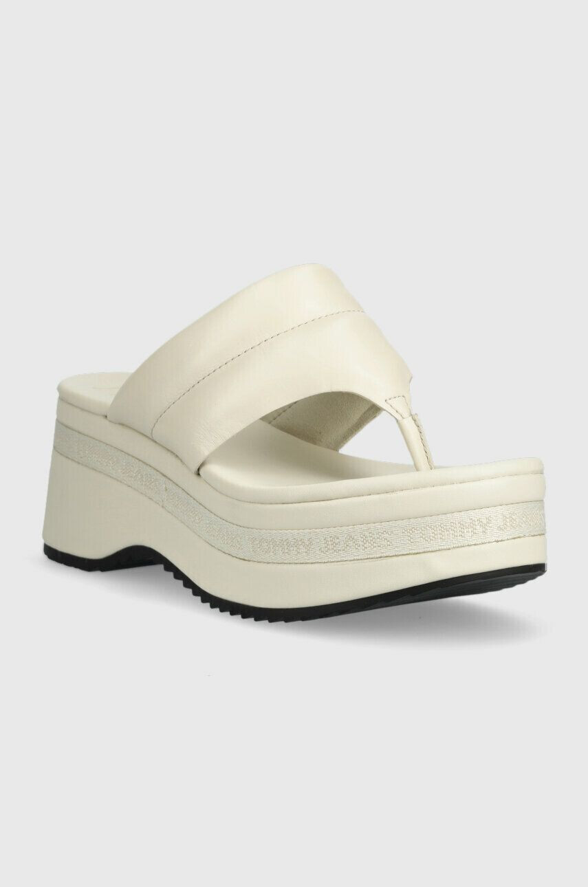 Tommy Jeans Kožené žabky SANDAL PADDED dámske béžová farba na platforme EN0EN02075 - Pepit.sk