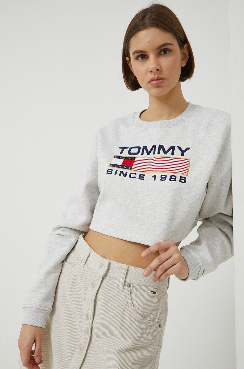 Tommy Jeans mikina dámska šedá farba s nášivkou - Pepit.sk