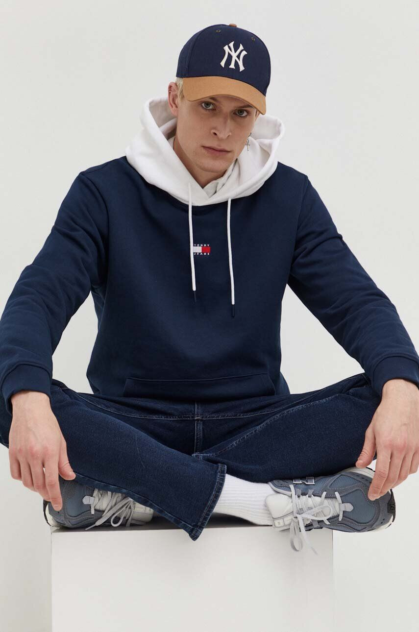 Tommy Jeans Rifle pánske tmavomodrá farba - Pepit.sk