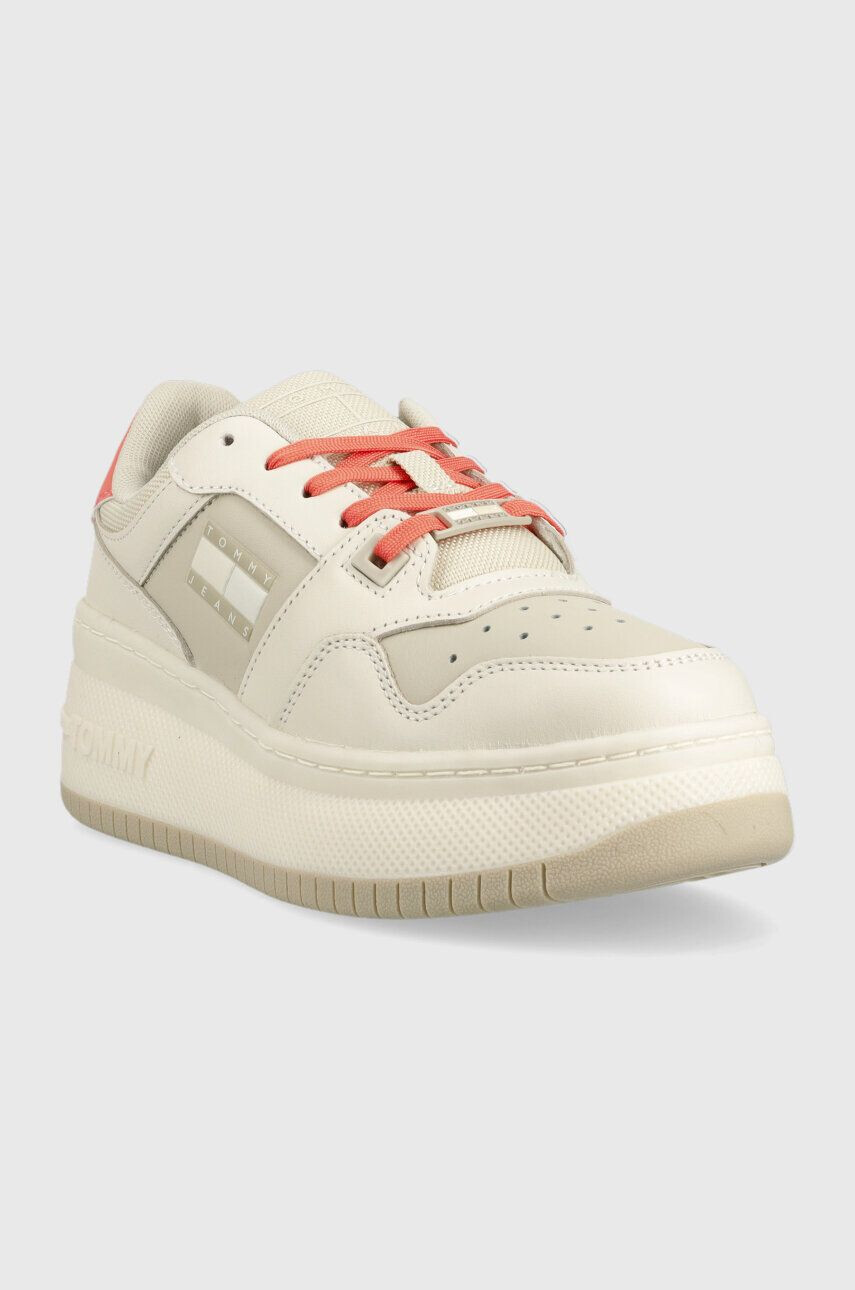 Tommy Jeans Tenisky TJW RETRO BASKET FLATFORM béžová farba EN0EN02208 - Pepit.sk