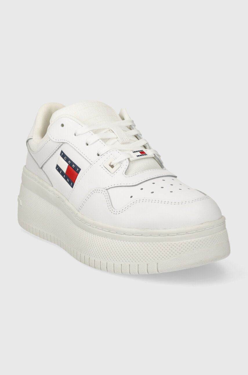 Tommy Jeans Tenisky TJW RETRO BASKET FLATFORM ESS biela farba EN0EN02506 - Pepit.sk