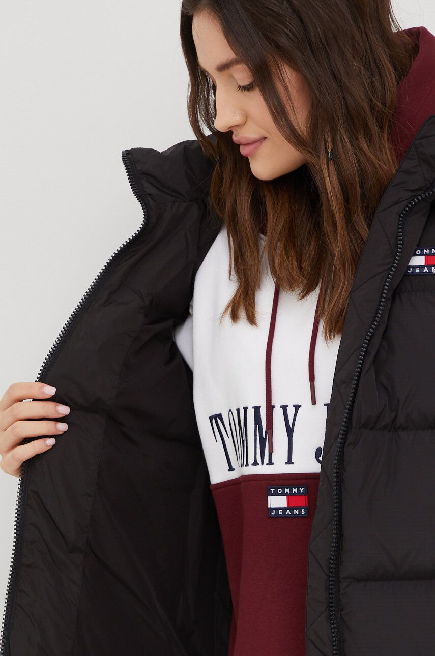 Tommy Jeans Vesta dámska čierna farba zimná - Pepit.sk