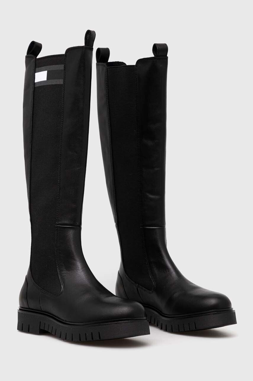 Tommy Jeans Vysoké čižmy TJW HIGH SHAFT BOOT dámske čierna farba na plochom podpätku EN0EN02316 - Pepit.sk