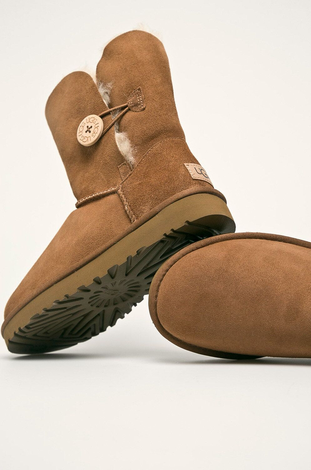 Ugg Snehule W Bailey Button II - Pepit.sk