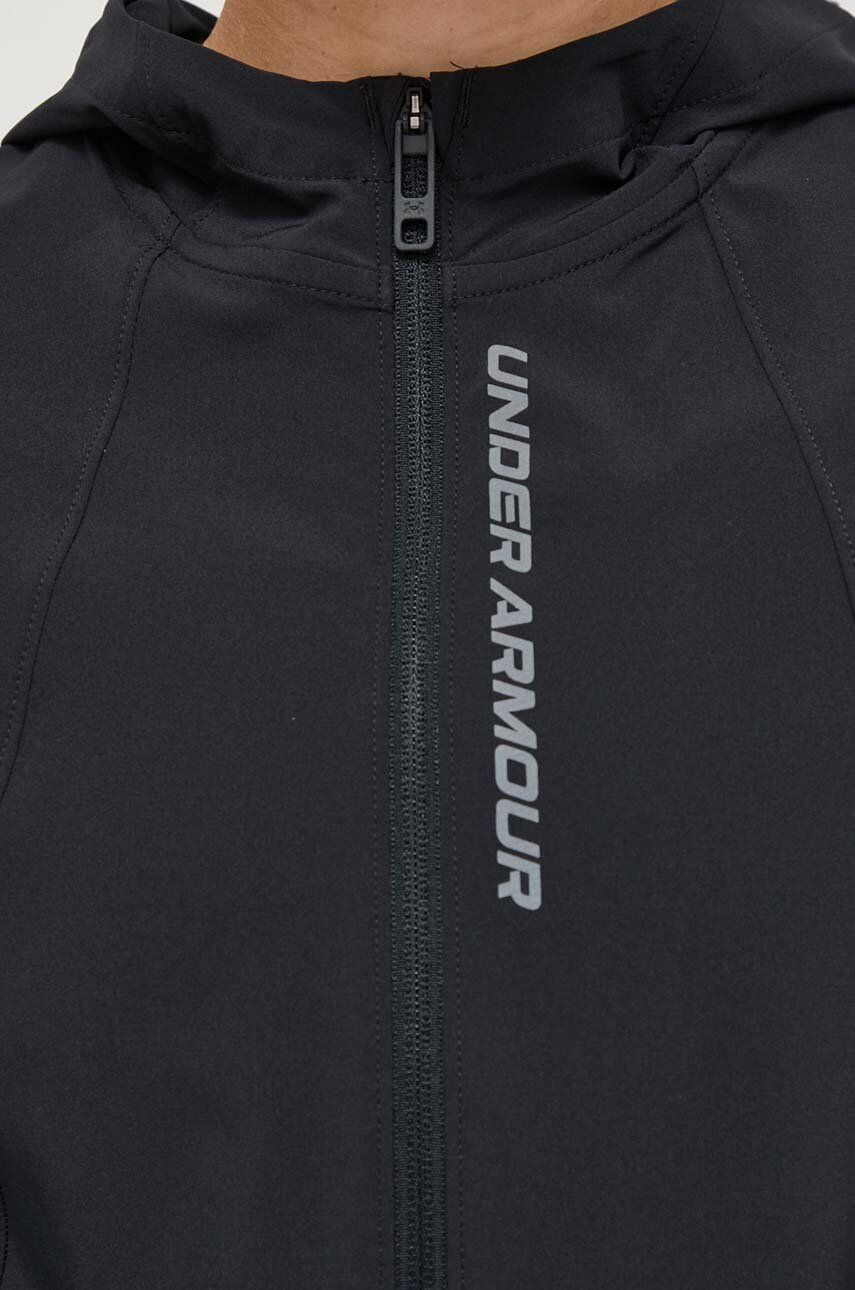 Under Armour Bežecká bunda OutRun the Storm čierna farba - Pepit.sk