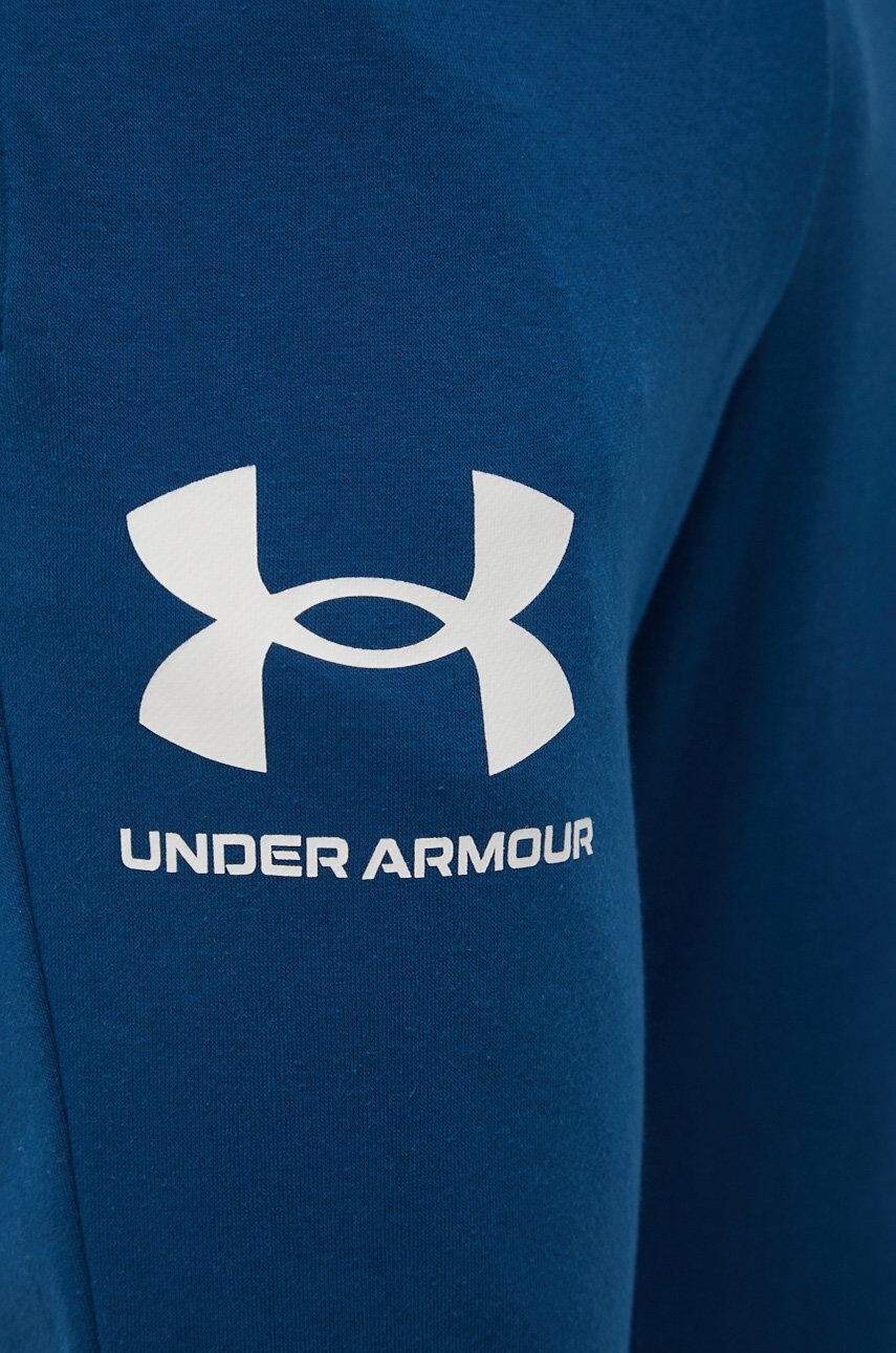 Under Armour Tepláky dámske čierna farba jednofarebné - Pepit.sk