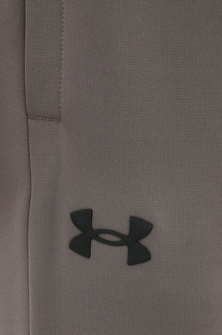 Under Armour Tepláky Armour Fleece pánske šedá farba jednofarebné - Pepit.sk