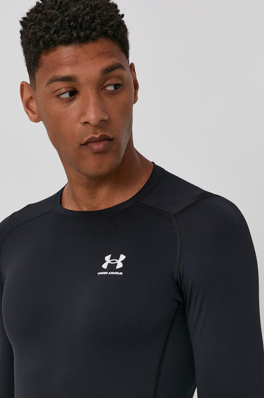 Under Armour Tréningové tričko s dlhým rukávom čierna farba jednofarebný - Pepit.sk