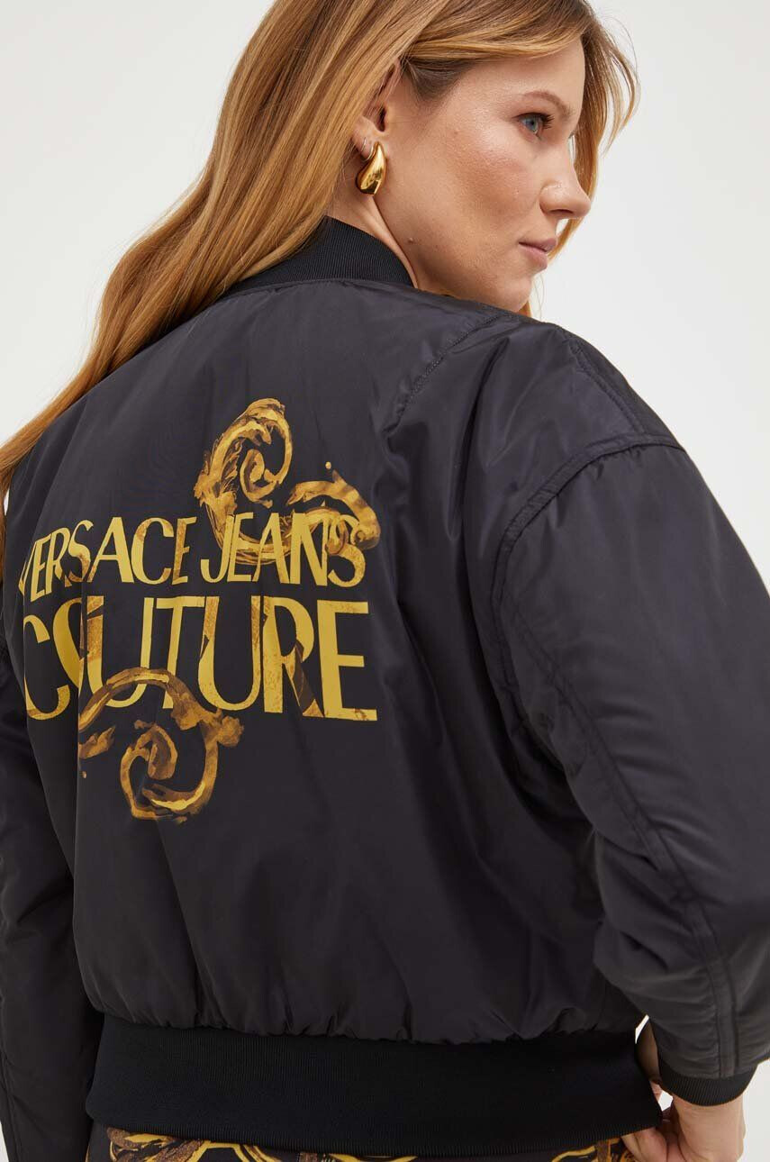 Versace Jeans Couture Obojstranná bunda bomber dámska čierna farba prechodná oversize - Pepit.sk