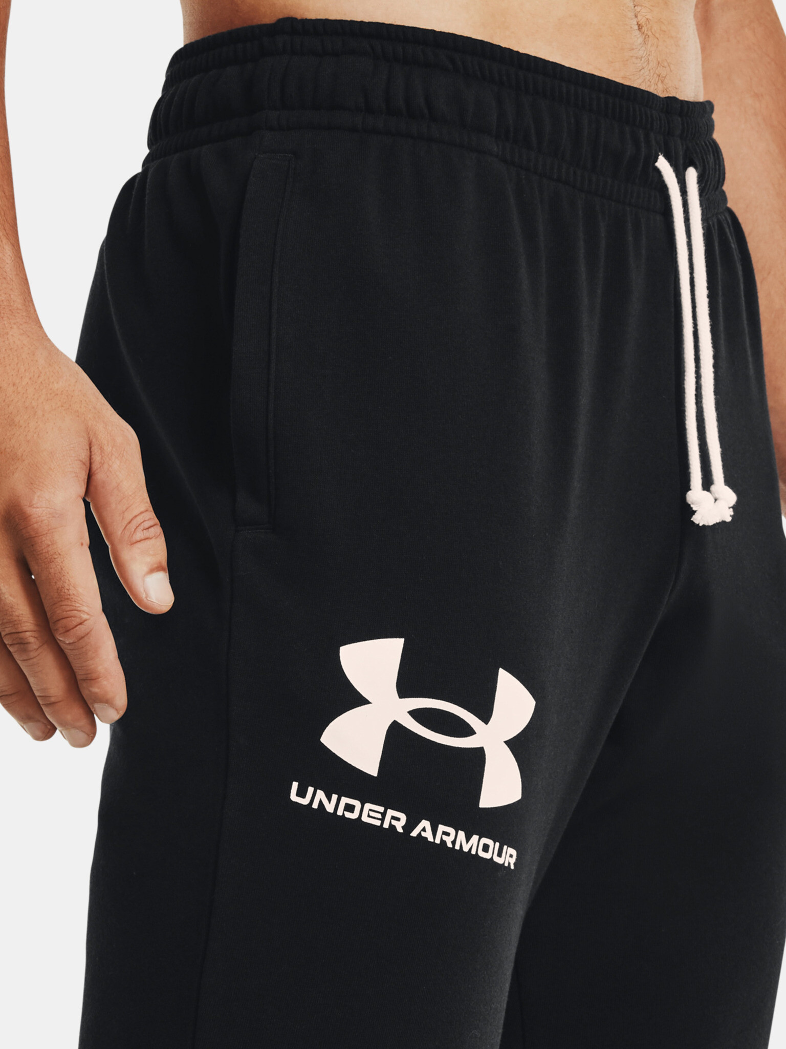 Under Armour RIVAL TERRY JOGGER - černá Tepláky Čierna - Pepit.sk