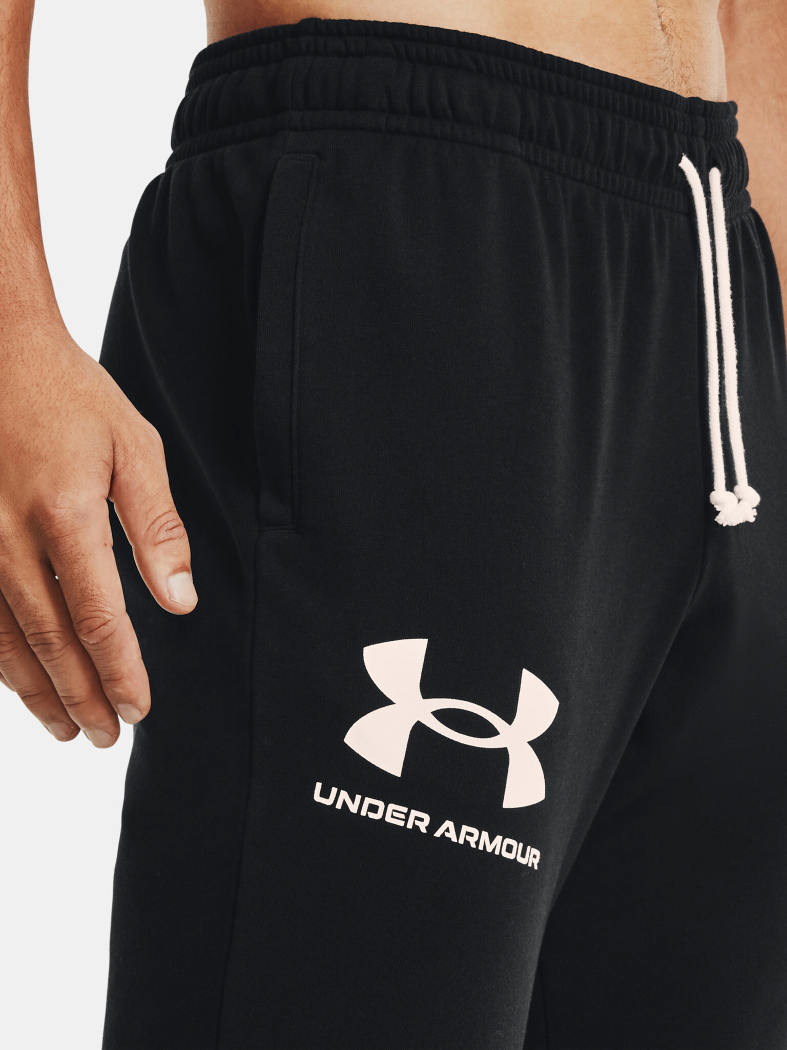 Under Armour RIVAL TERRY JOGGER - černá Tepláky Čierna - Pepit.sk