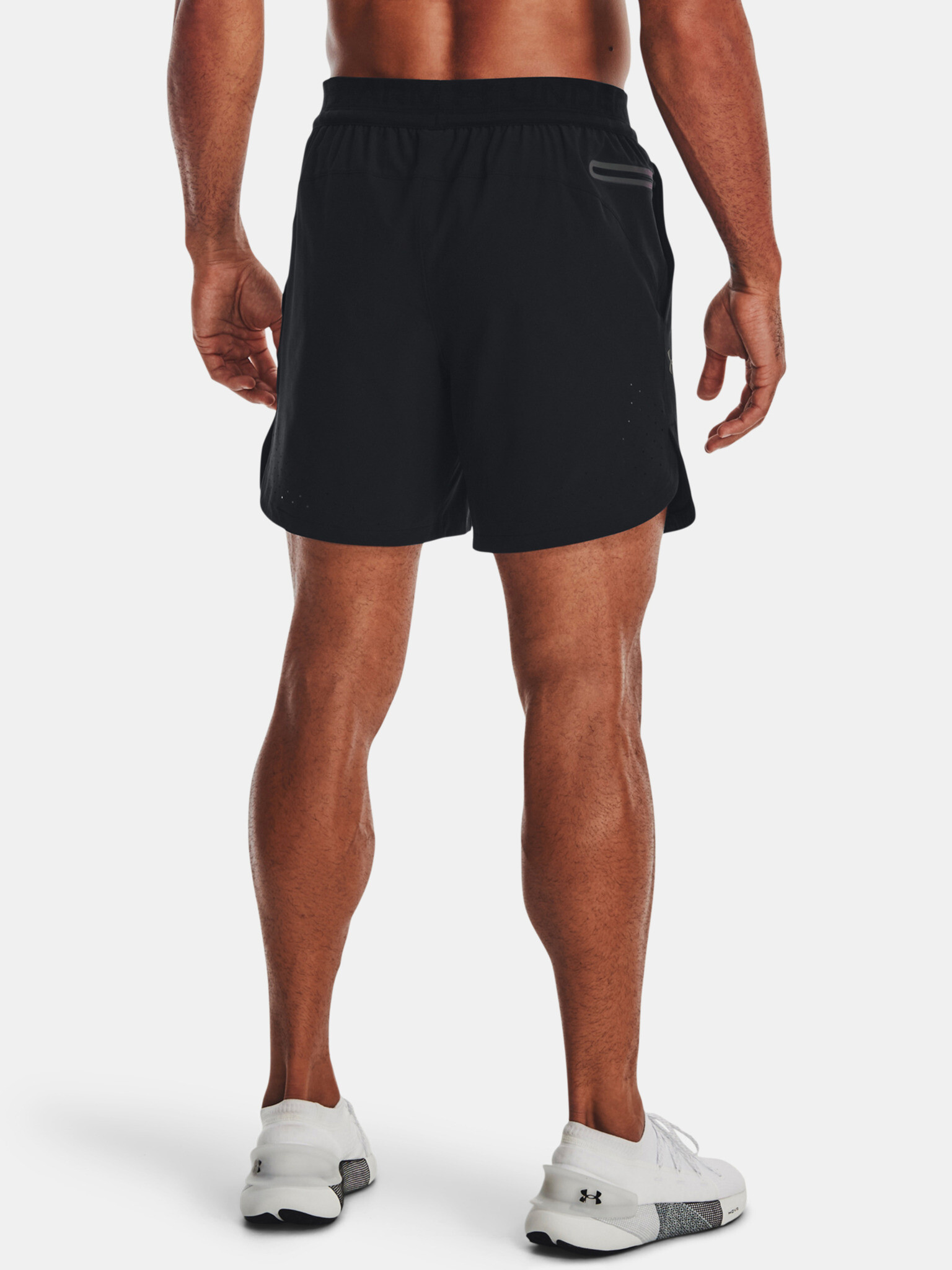 Under Armour UA Peak Woven Shorts-BLK Kraťasy Čierna - Pepit.sk