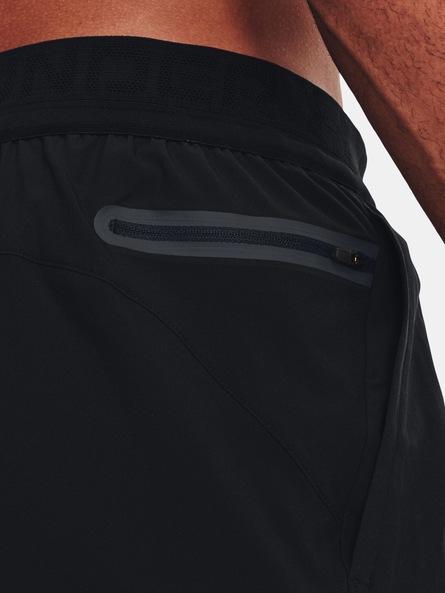 Under Armour UA Peak Woven Shorts-BLK Kraťasy Čierna - Pepit.sk