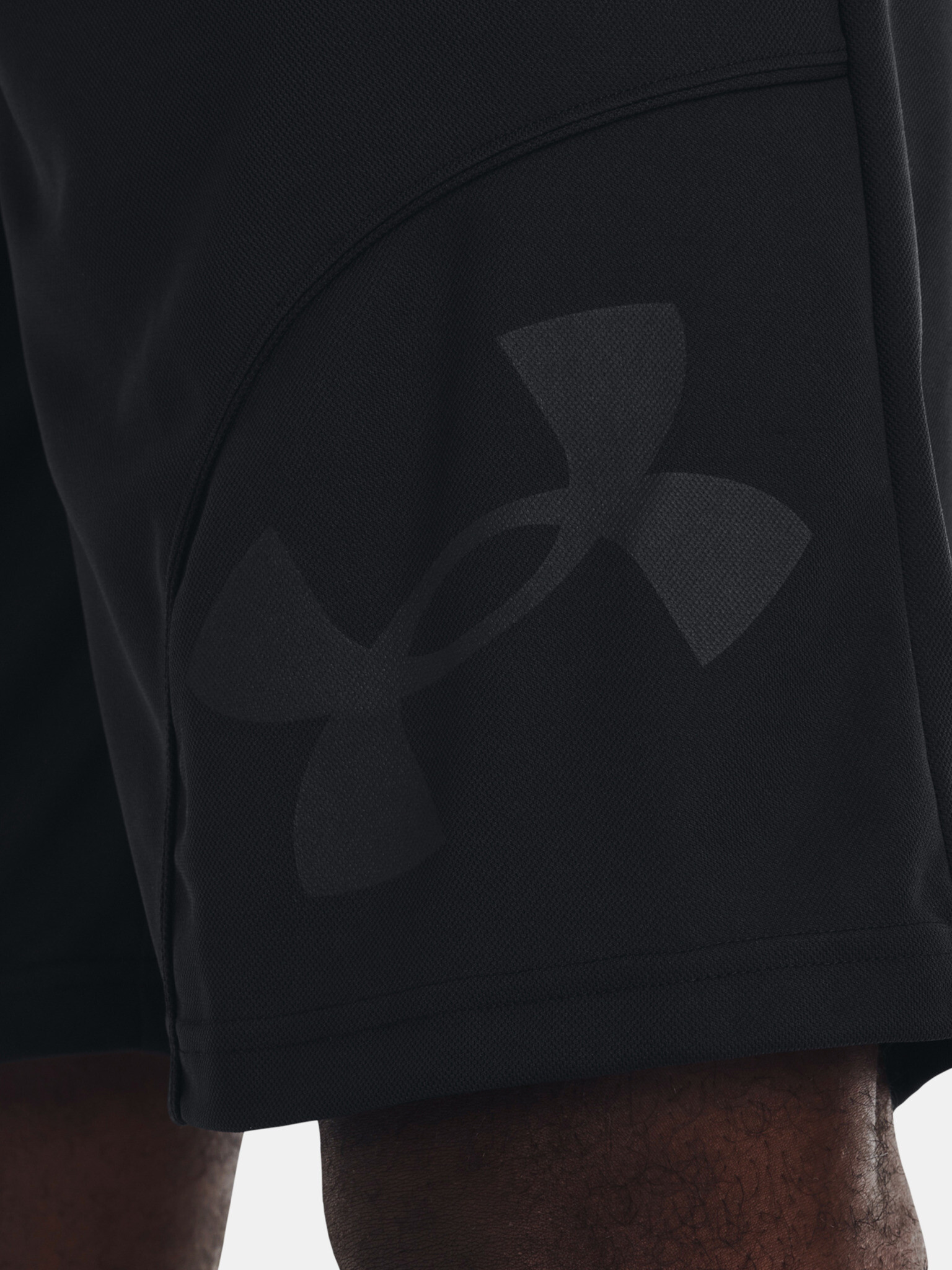 Under Armour UA Perimetr 11'' Kraťasy Čierna - Pepit.sk