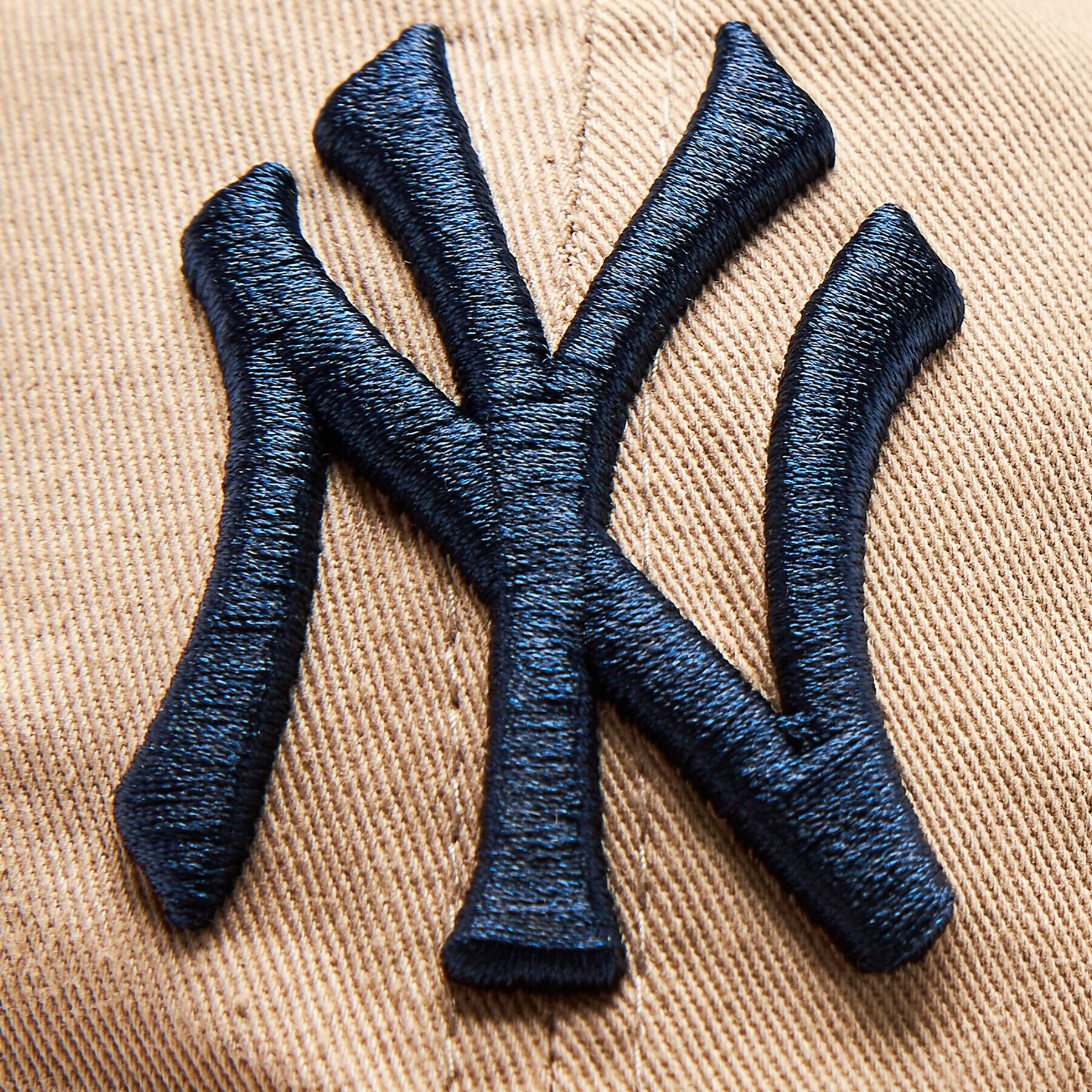 47 Brand Šiltovka MLB New York Yankees '47 CLEAN UP B-RGW17GWSNL-KHB Kaki - Pepit.sk