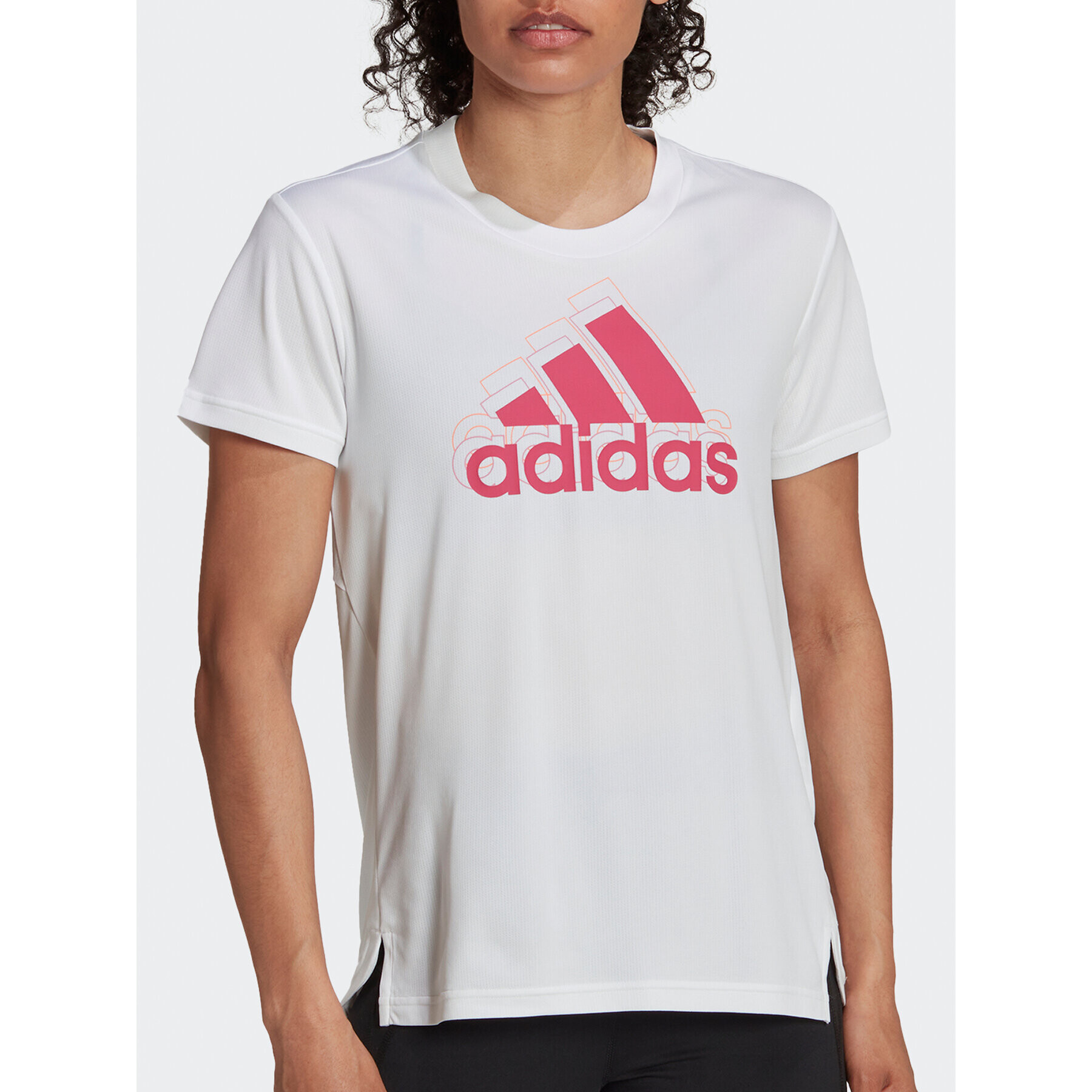 adidas Funkčné tričko Brand Love HK6514 Biela Regular Fit - Pepit.sk