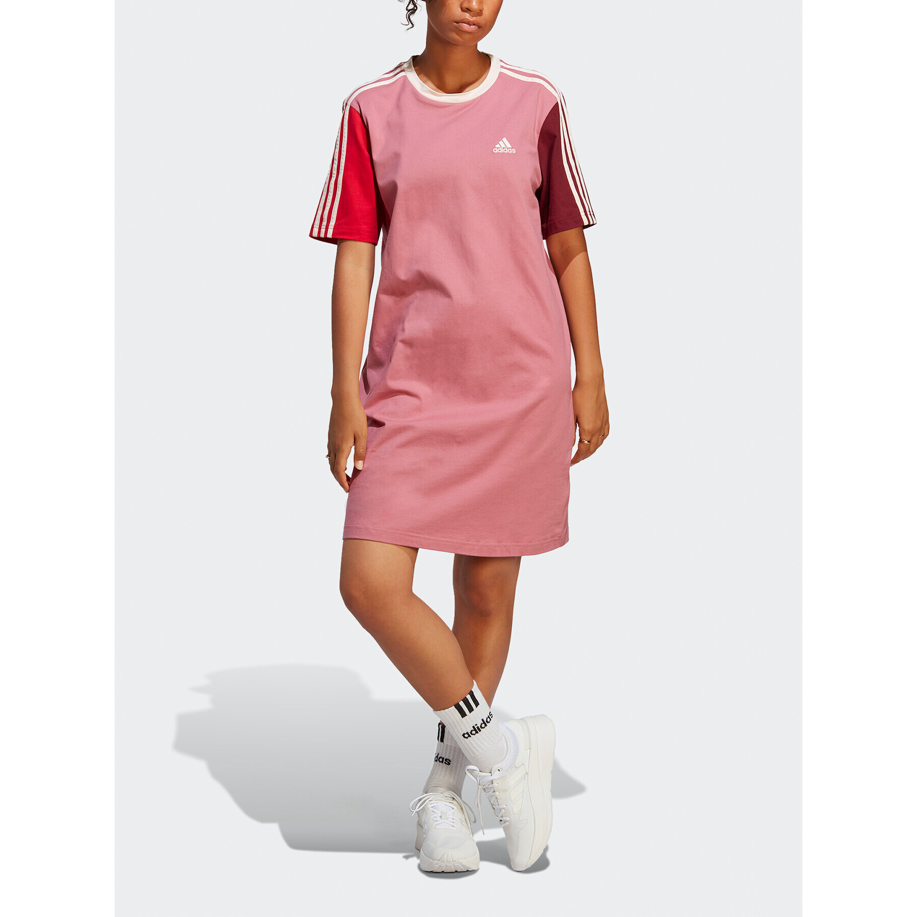 adidas Každodenné šaty Essentials 3-Stripes Single Jersey Boyfriend Tee Dress IC1461 Ružová Loose Fit - Pepit.sk