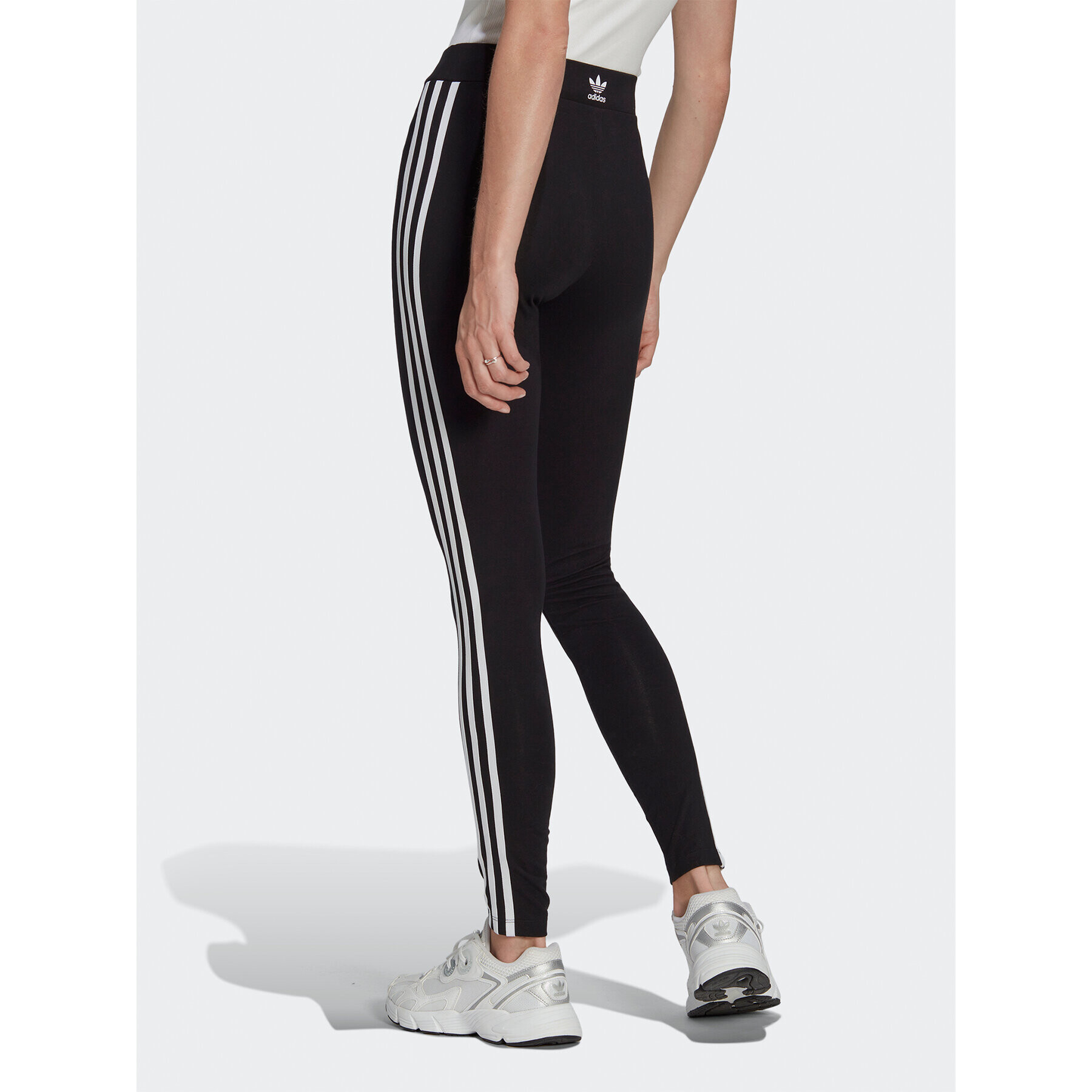 adidas Legíny Adicolor Classics 3-Stripes Leggings IB7383 Čierna - Pepit.sk