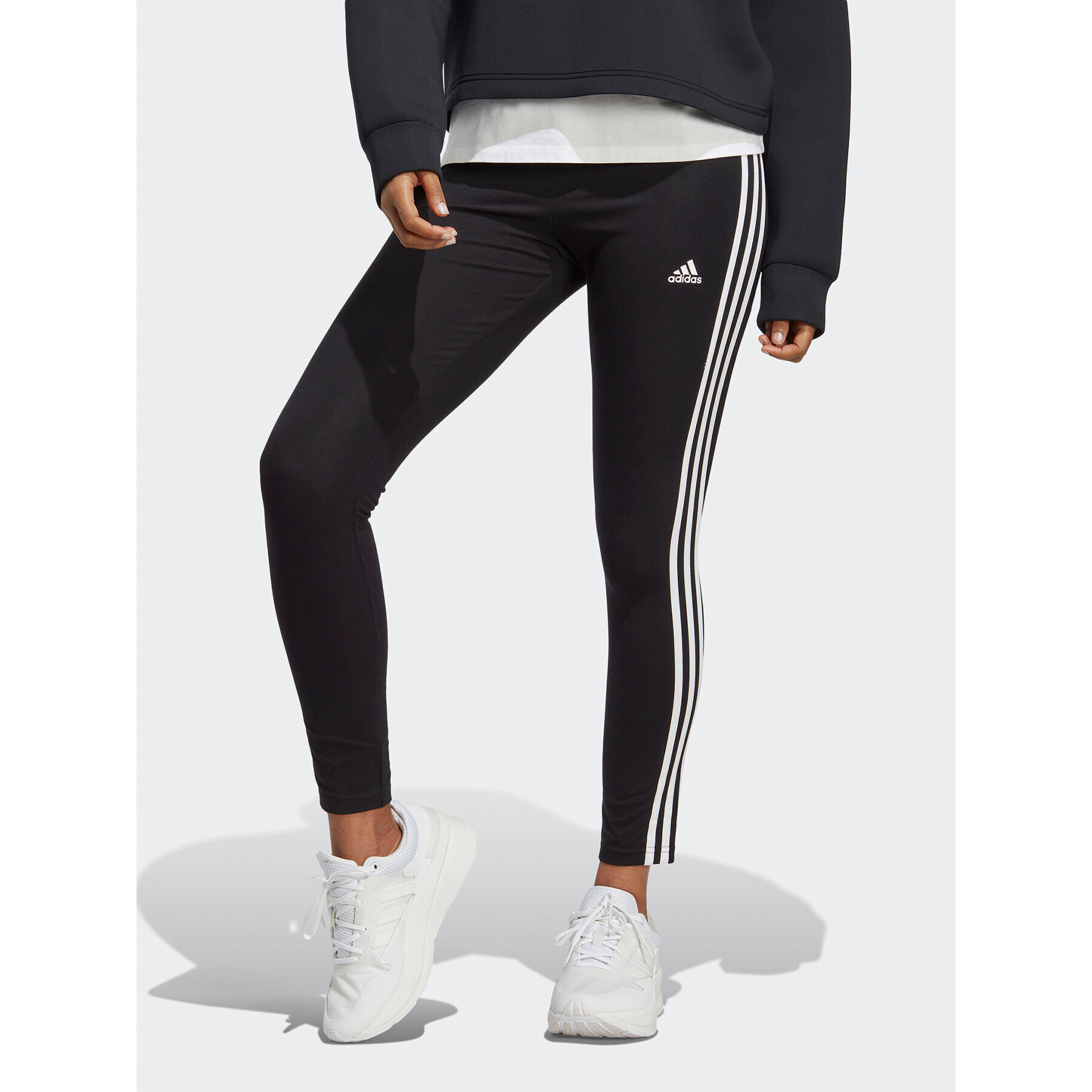 adidas Legíny Essentials 3-Stripes High-Waisted Single Jersey Leggings IC7151 Čierna - Pepit.sk