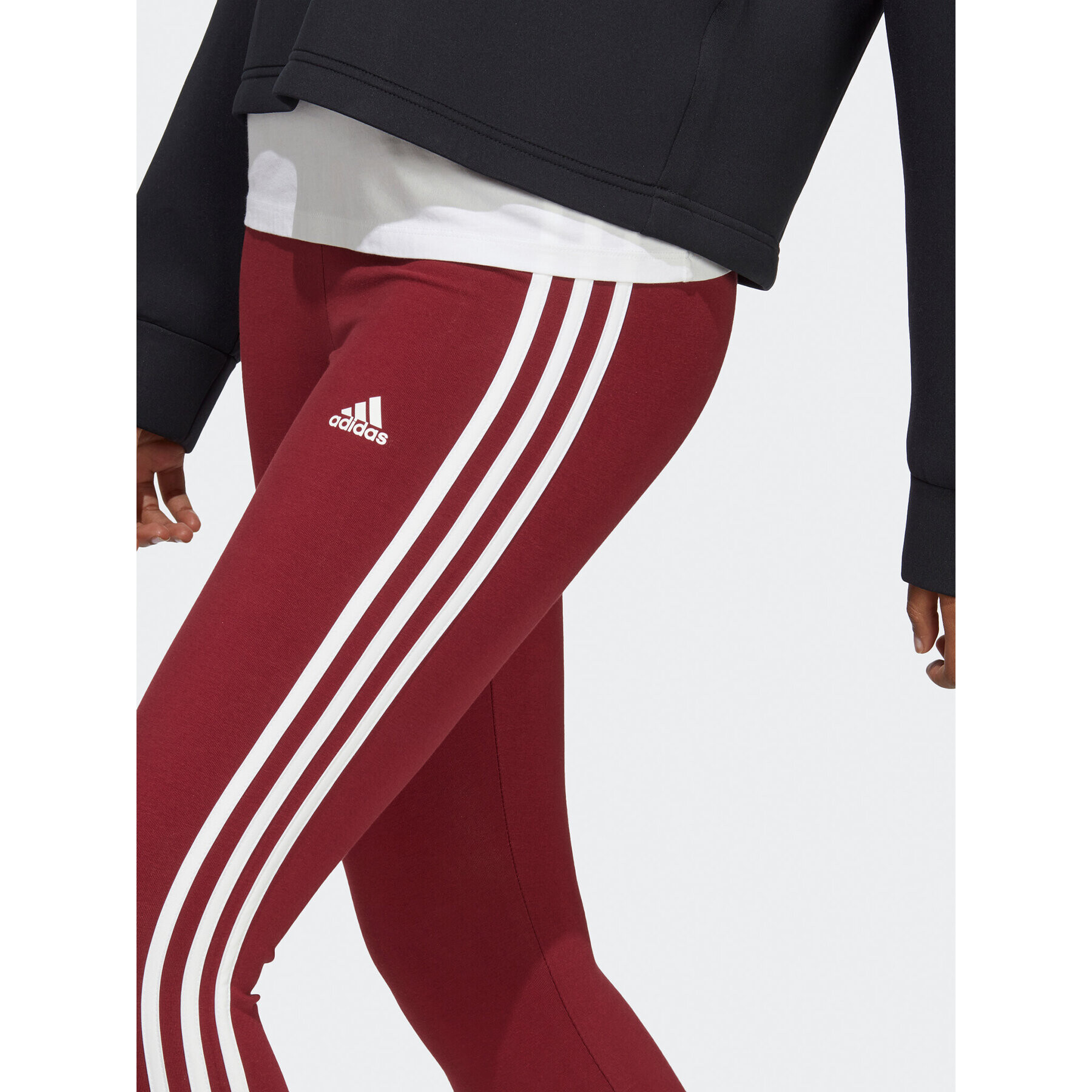 adidas Legíny Essentials 3-Stripes High-Waisted Single Jersey Leggings IC9903 Červená - Pepit.sk