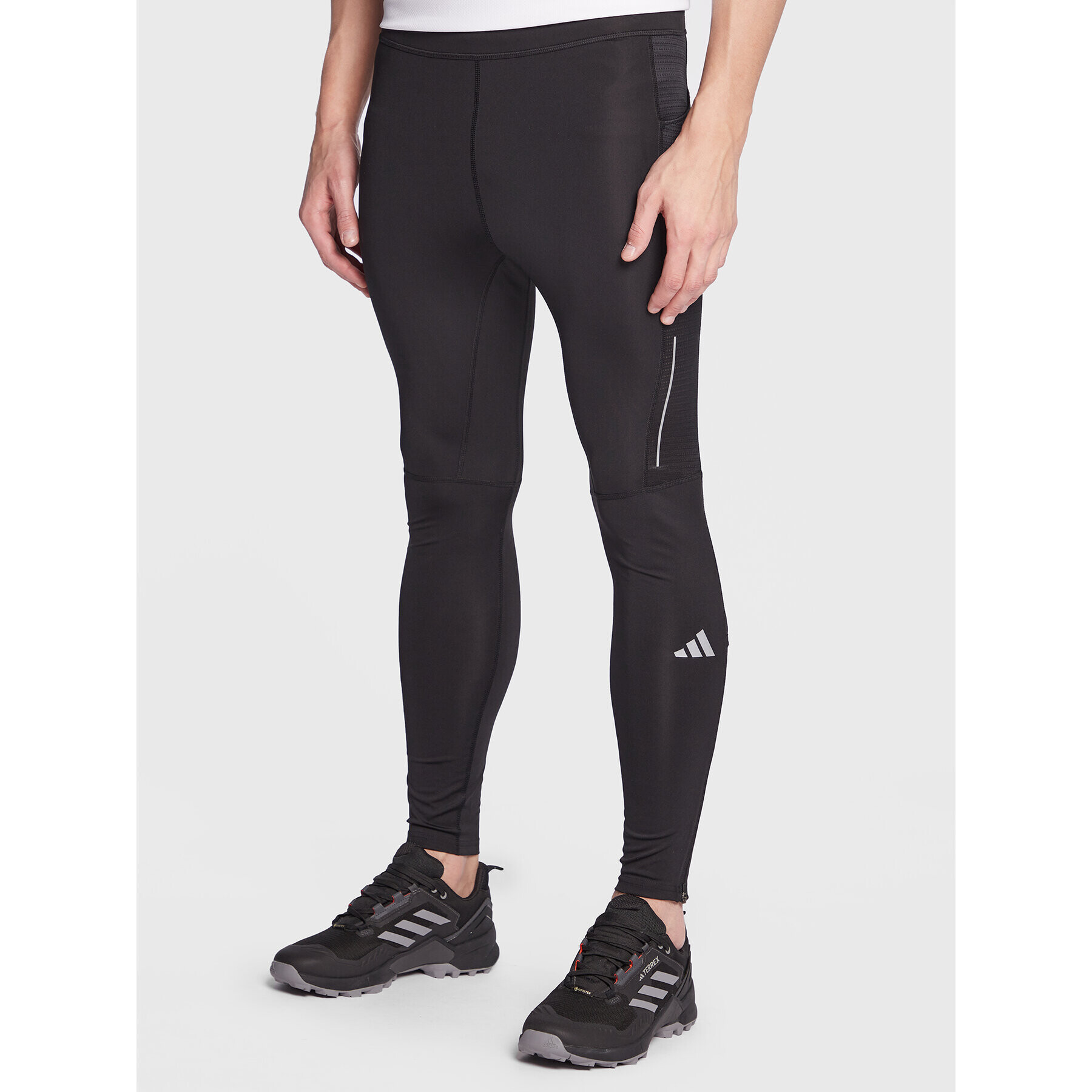 adidas Legíny Own the Run Leggings HM8444 Čierna Fitted Fit - Pepit.sk