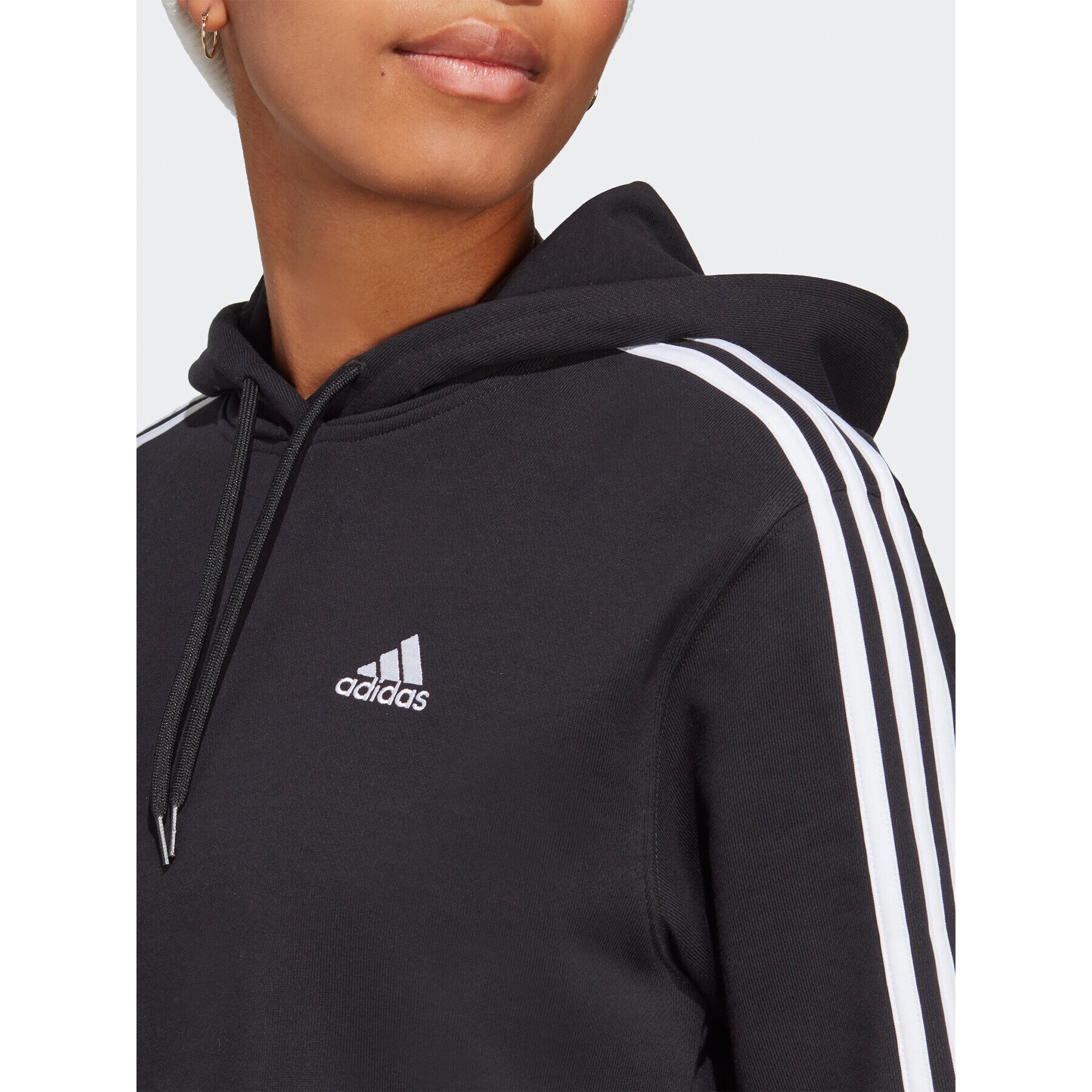 adidas Mikina Essentials 3-Stripes French Terry Crop Hoodie IC8767 Čierna Regular Fit - Pepit.sk