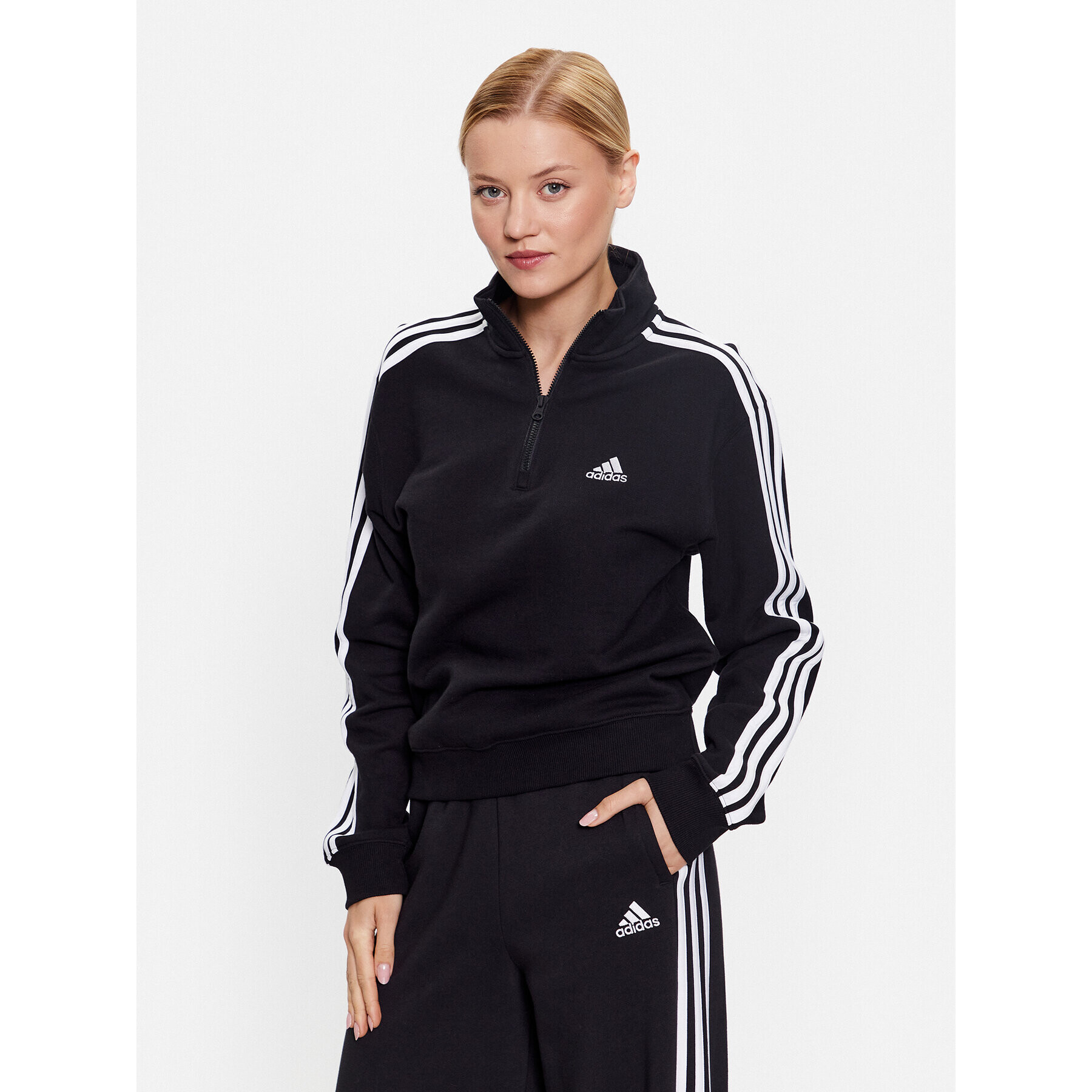 adidas Mikina Essentials 3-Stripes Quarter-Zip Sweatshirt IC8780 Čierna Regular Fit - Pepit.sk