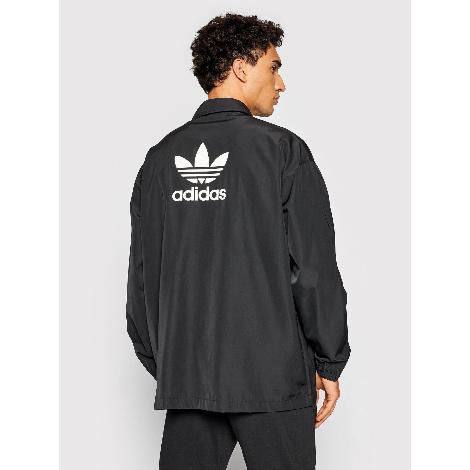 adidas Prechodná bunda adicolor Classics Trefoil H09129 Čierna Loose Fit - Pepit.sk