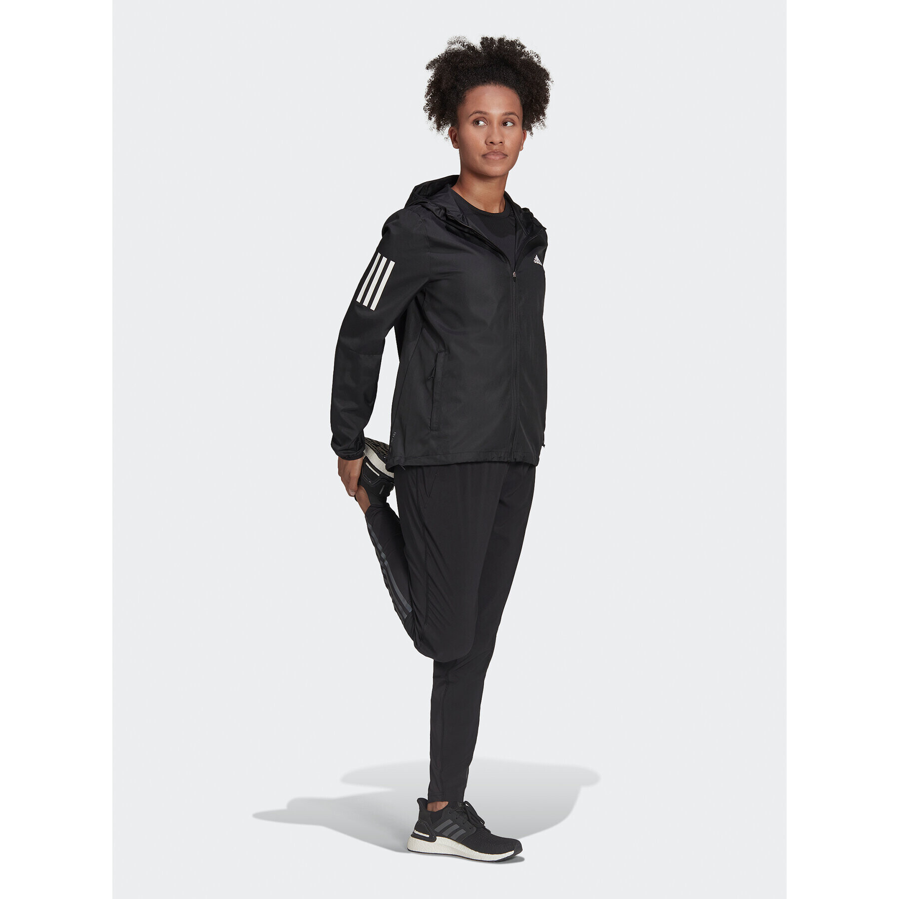 adidas Prechodná bunda Own the Run Hooded Running Windbreaker H59271 Čierna Regular Fit - Pepit.sk