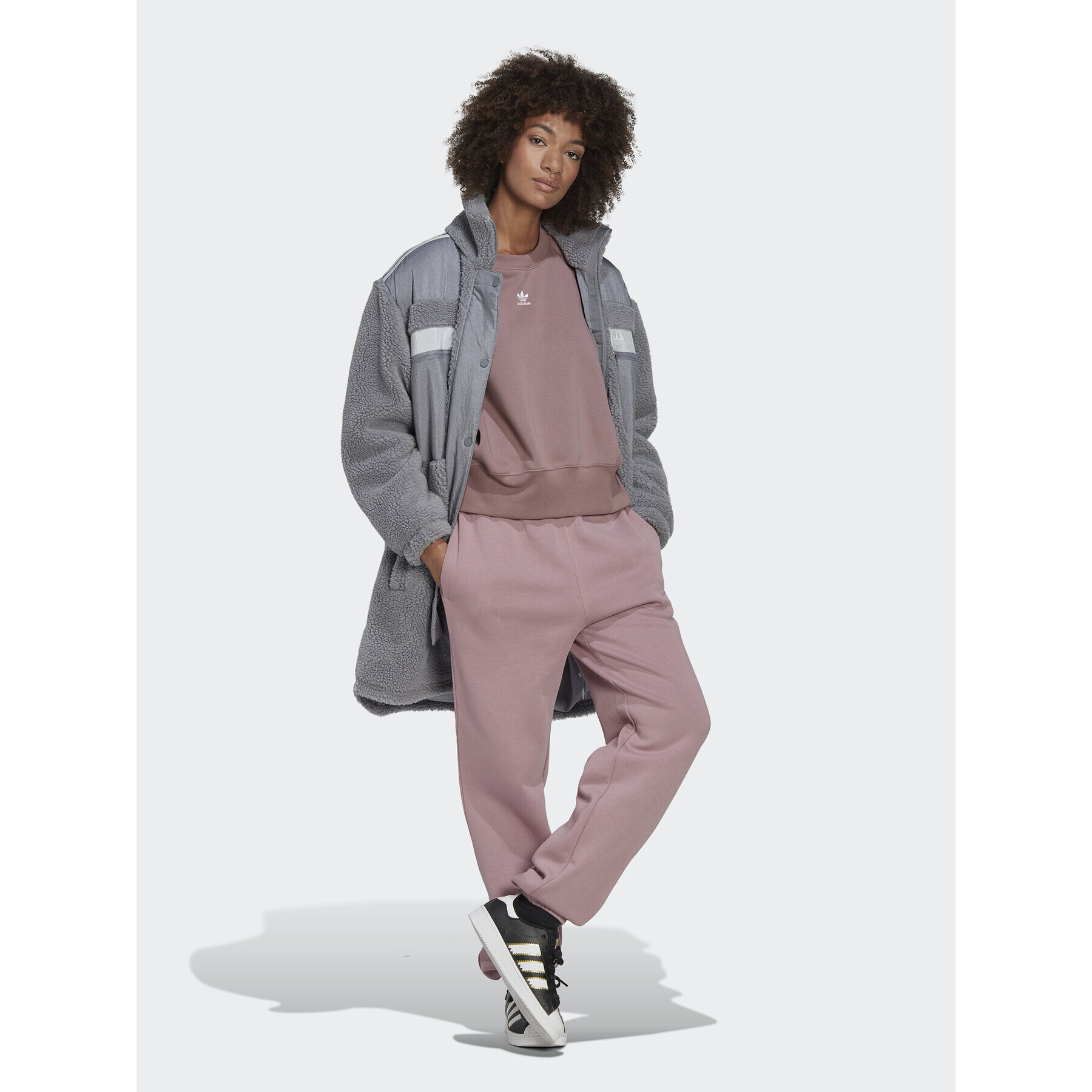 adidas Prechodná bunda Sherpa HK5256 Sivá Regular Fit - Pepit.sk