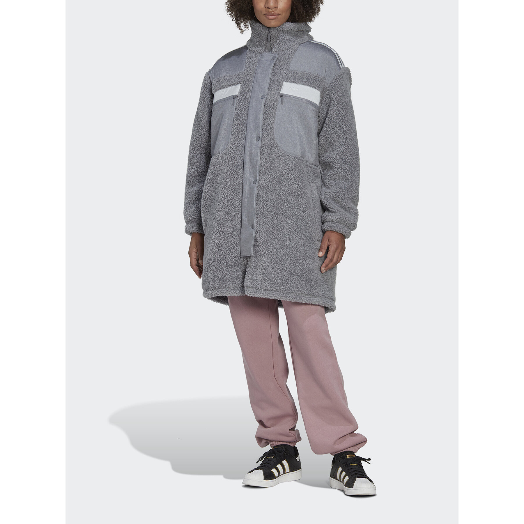 adidas Prechodná bunda Sherpa HK5256 Sivá Regular Fit - Pepit.sk