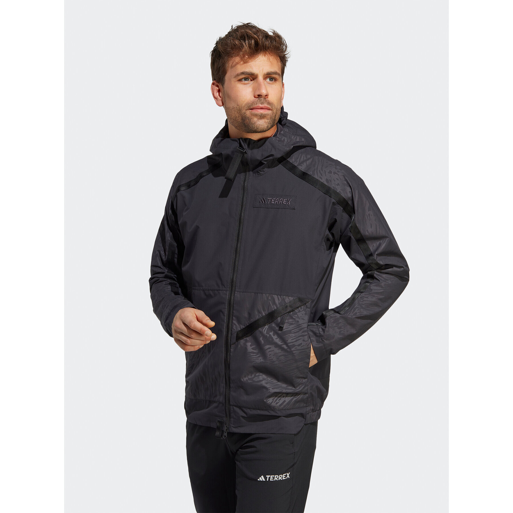 adidas Prechodná bunda Terrex Utilitas RAIN.RDY 2.5-Layer Rain Jacket HN2928 Čierna Regular Fit - Pepit.sk