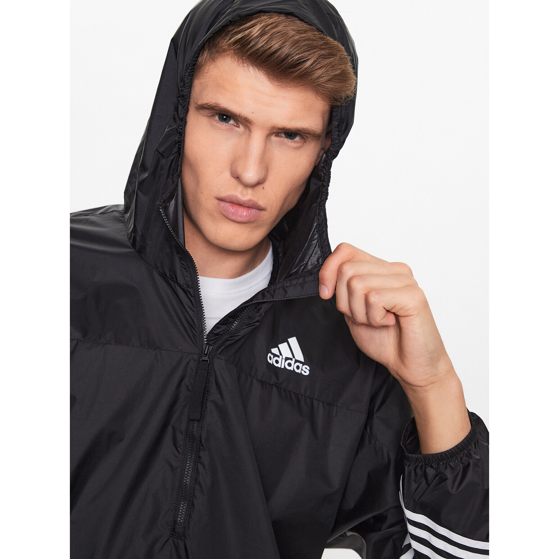 adidas Prechodná bunda WIND.RDY Hooded Anorak HT8722 Čierna Loose Fit - Pepit.sk