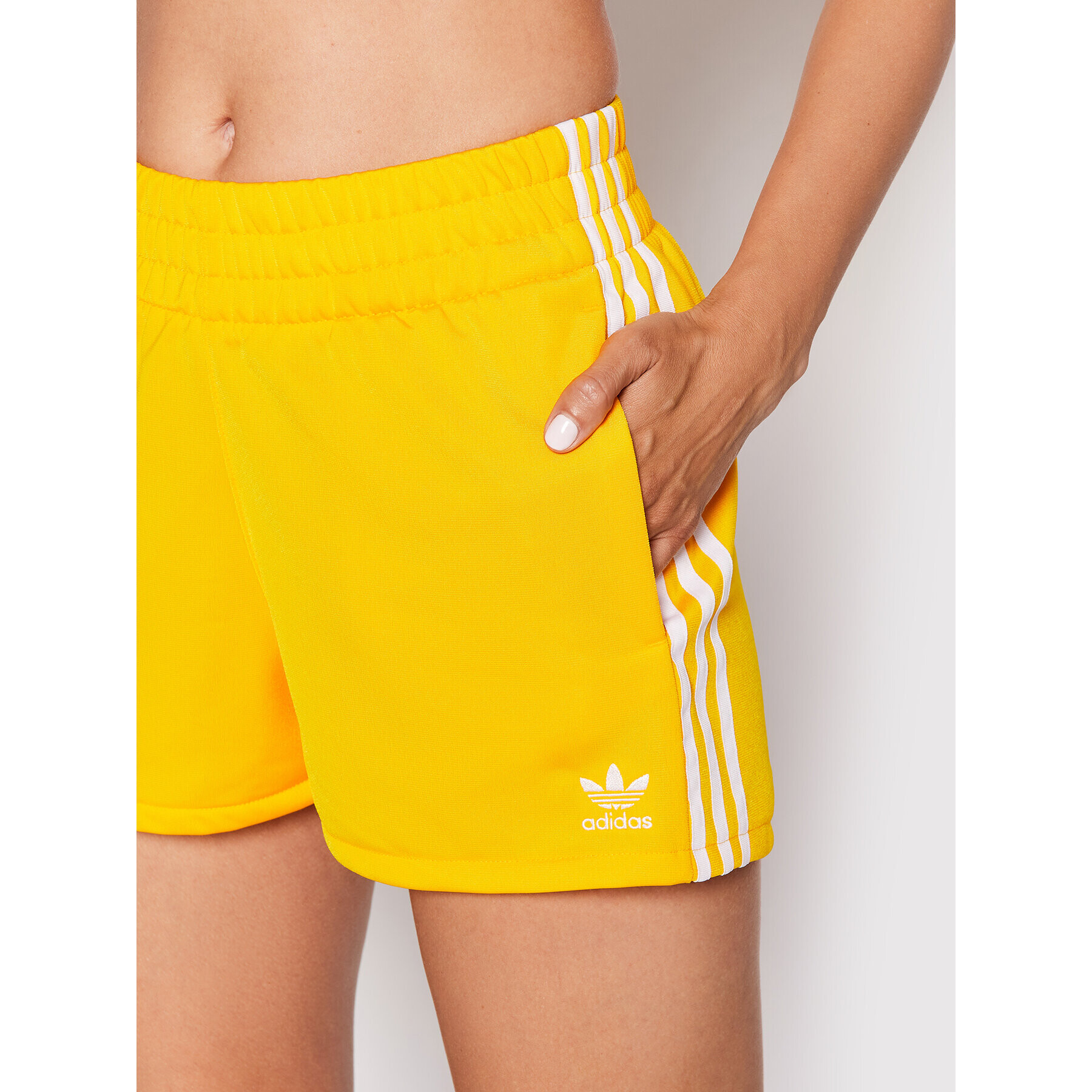 adidas Športové kraťasy 3 Str HL6761 Žltá Regular Fit - Pepit.sk