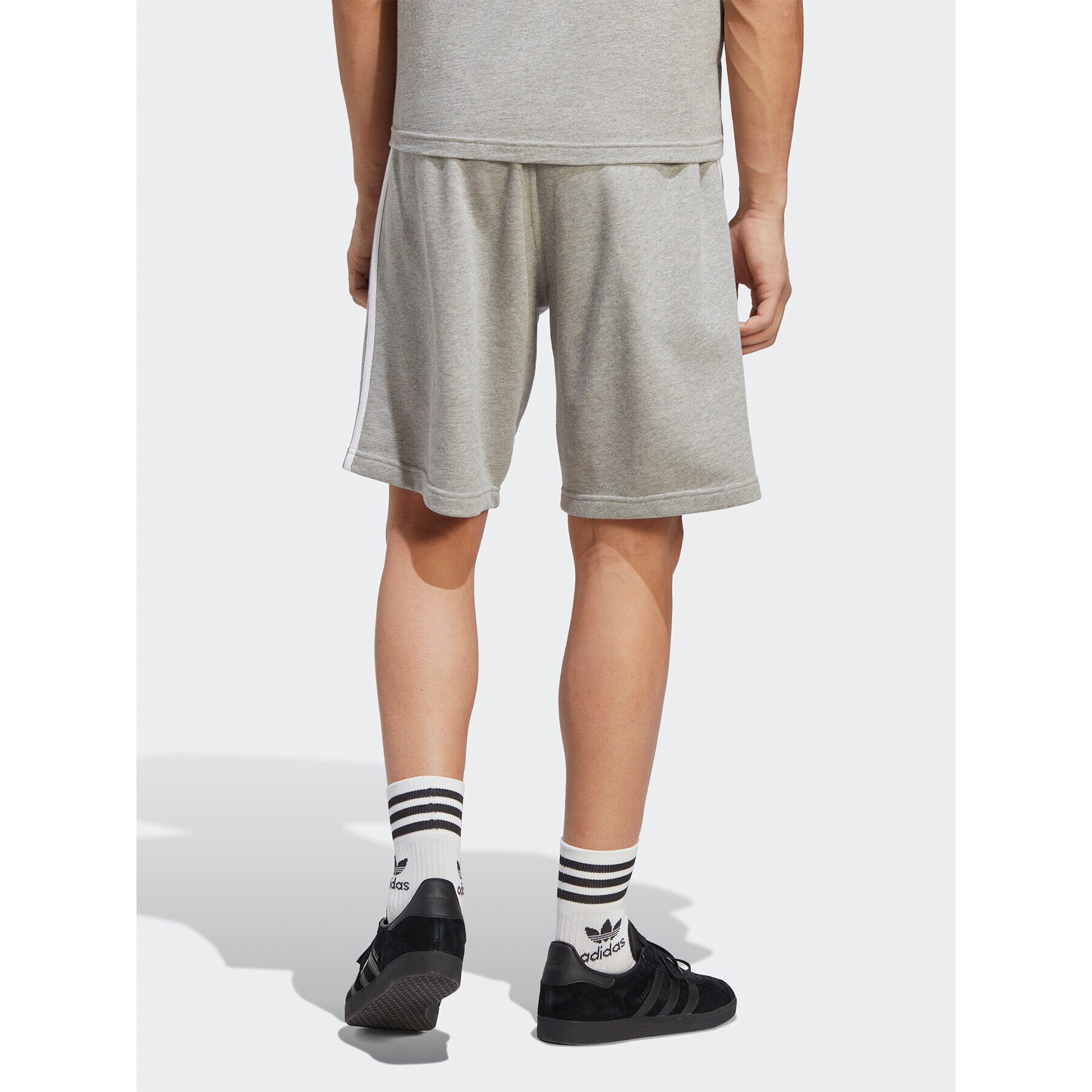 adidas Športové kraťasy Adicolor Classics 3-Stripes Sweat Shorts IA6354 Sivá Regular Fit - Pepit.sk