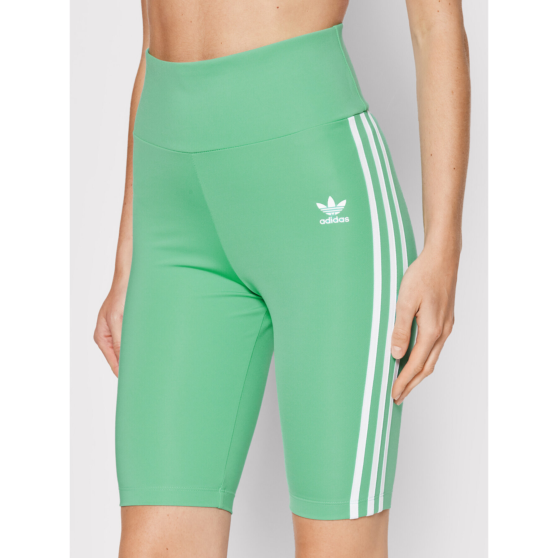 adidas Športové kraťasy adicolor Classics HE9503 Zelená Slim Fit - Pepit.sk